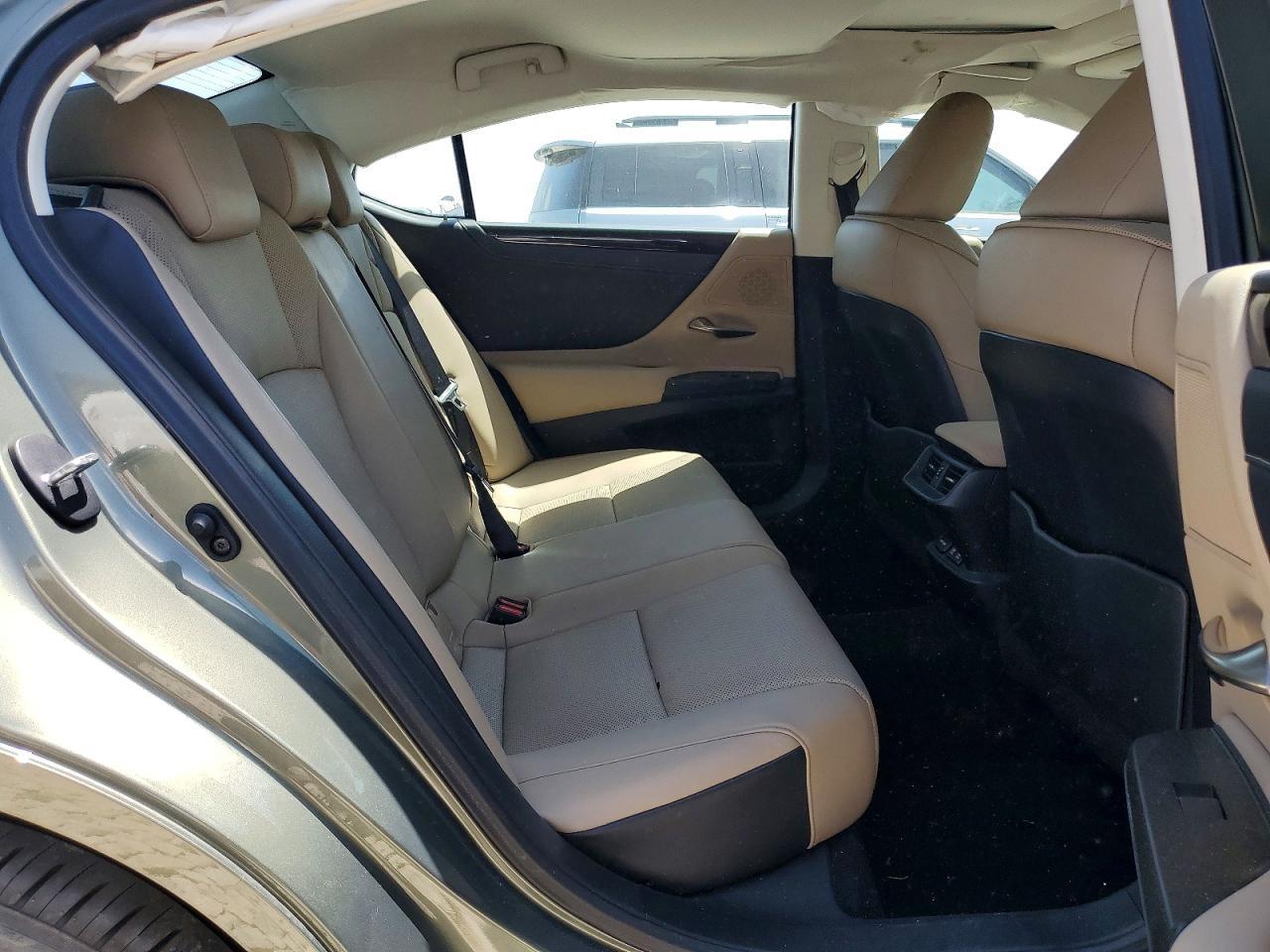 2020 Lexus Es 350 - zdjęcie 11