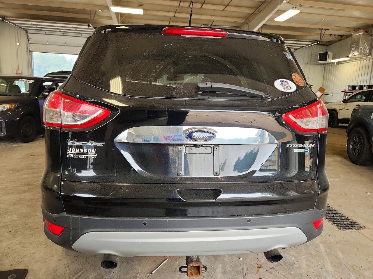 2016 Ford Escape Titanium - zdjęcie 6