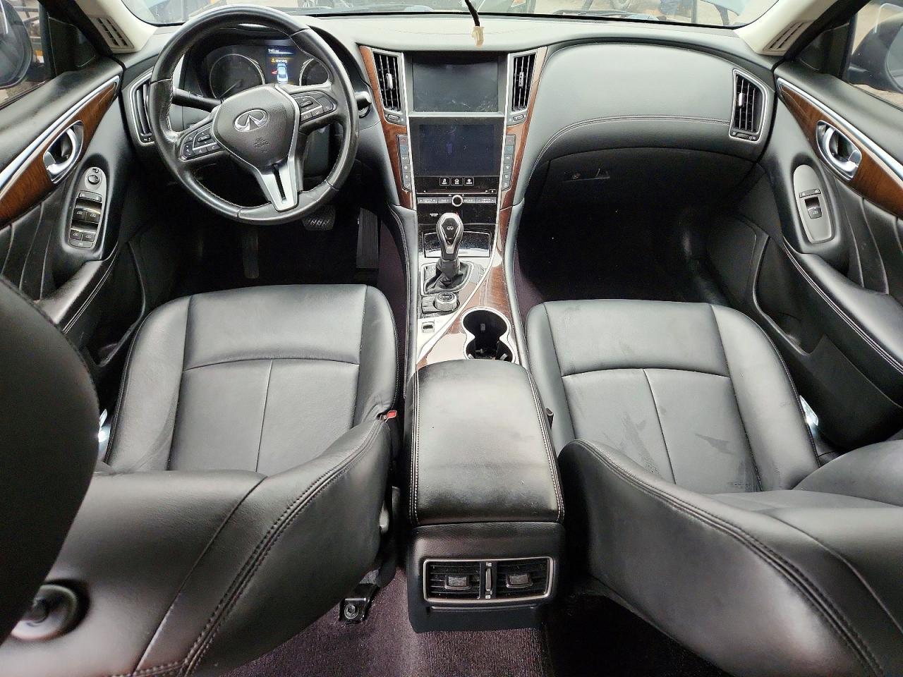 2018 Infiniti Q50 3.0T Luxe - zdjęcie 8