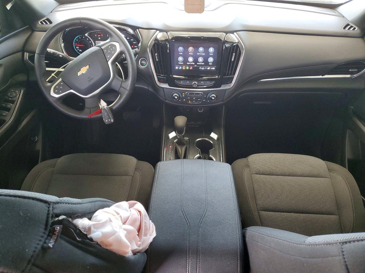 2023 Chevrolet Traverse Lt - zdjęcie 8