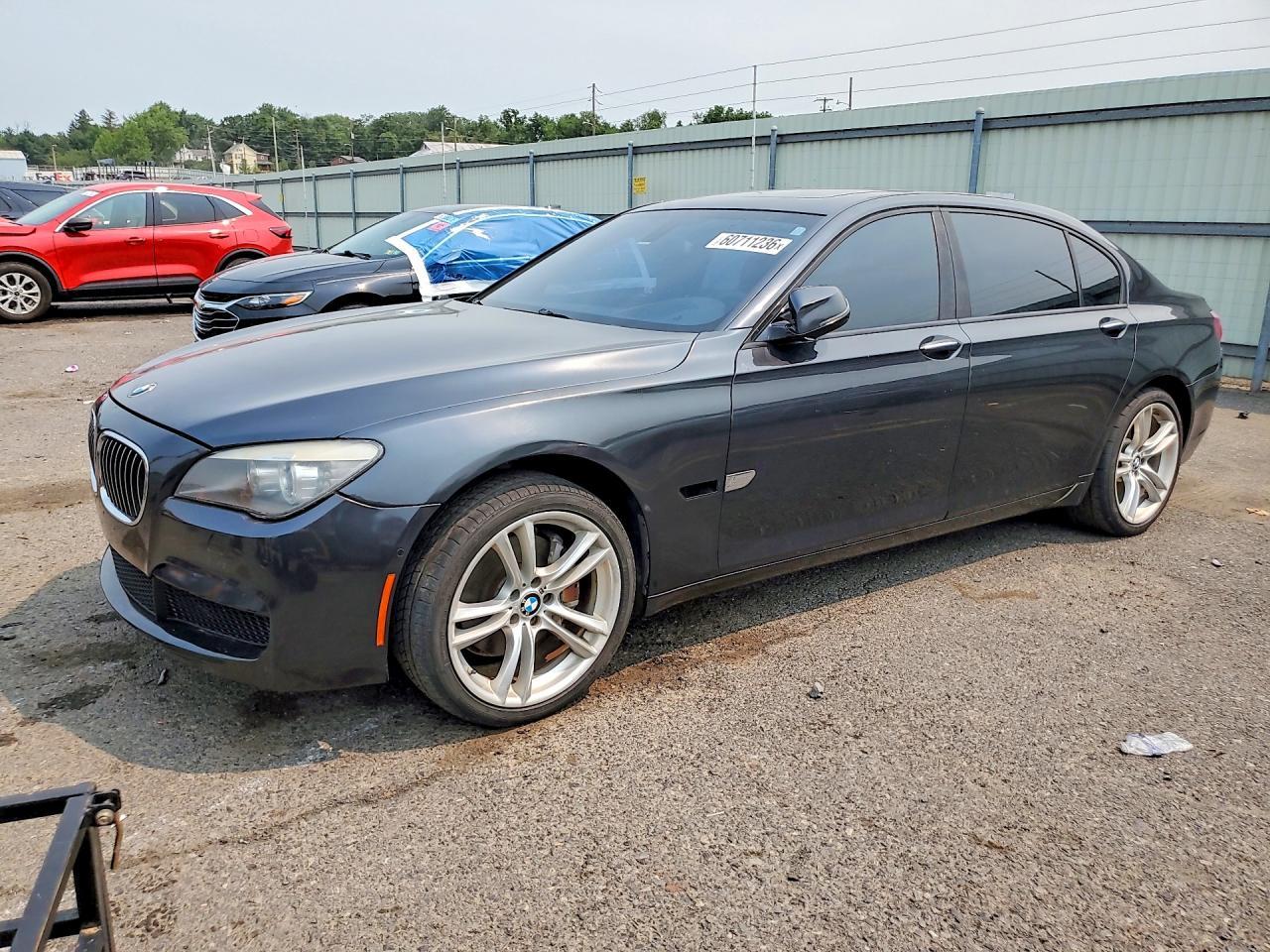 2013 BMW 740 Li - zdjęcie główne