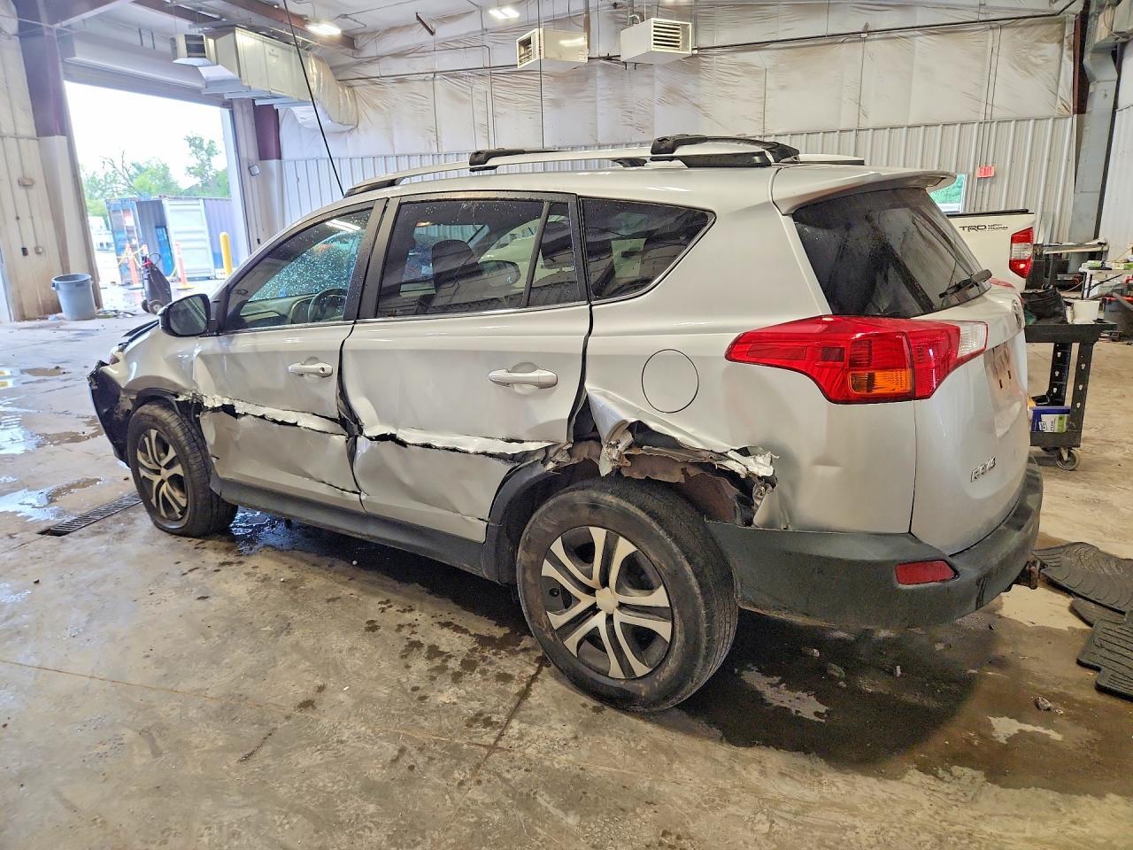 2014 Toyota Rav4 Le - zdjęcie 2