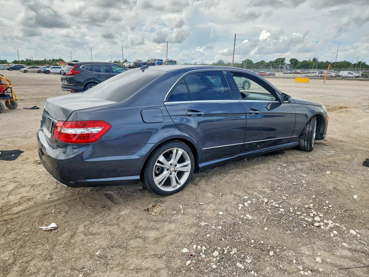 2013 Mercedes-Benz E 350 - zdjęcie 3