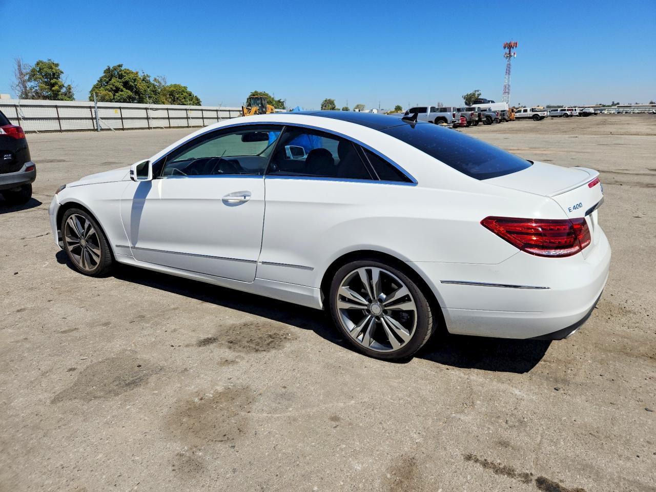 2016 Mercedes-Benz E 400 - zdjęcie 2