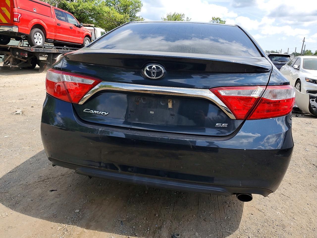2015 Toyota Camry Se - zdjęcie 6