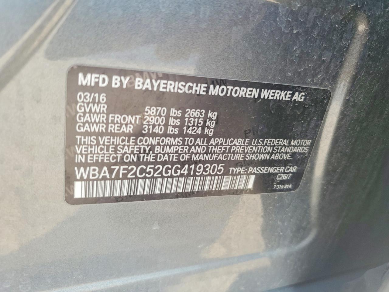 2016 BMW Seria 7 750i - zdjęcie 12
