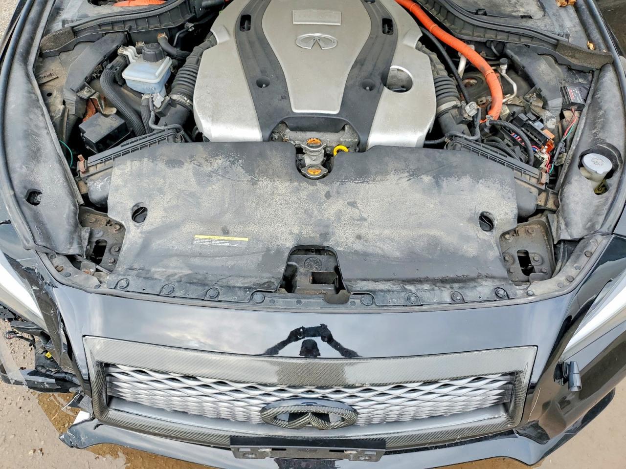 2015 Infiniti Q50 Hybrid Premium - zdjęcie 11