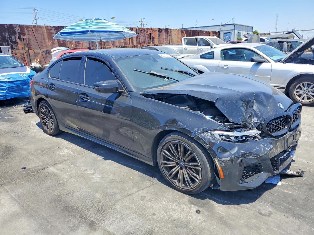 2021 BMW Seria 3 M340i - zdjęcie 4