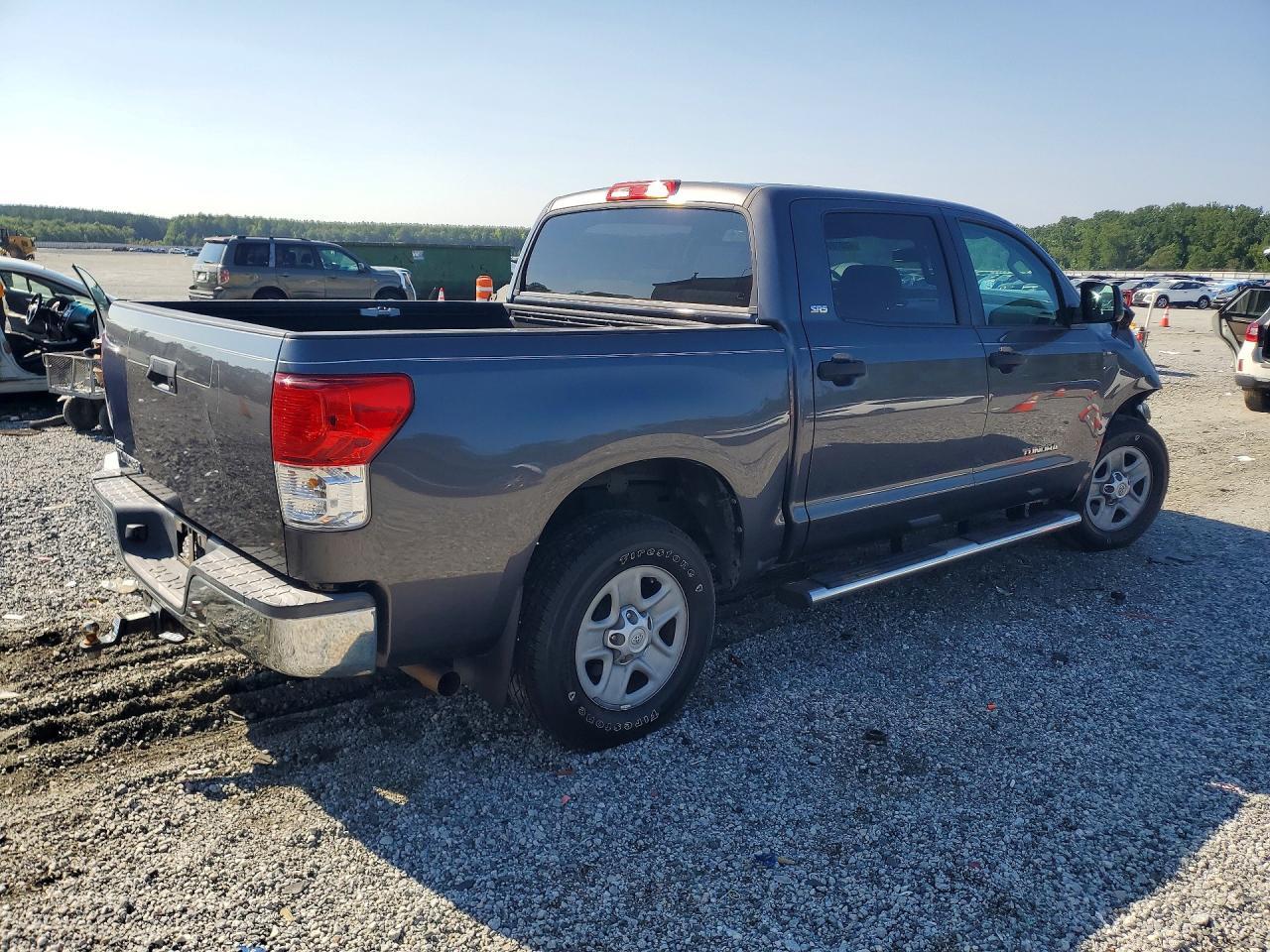 2013 Toyota Tundra Crewmax Sr5 - zdjęcie 3