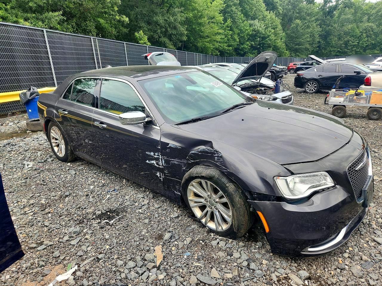 2016 Chrysler 300C - zdjęcie 4