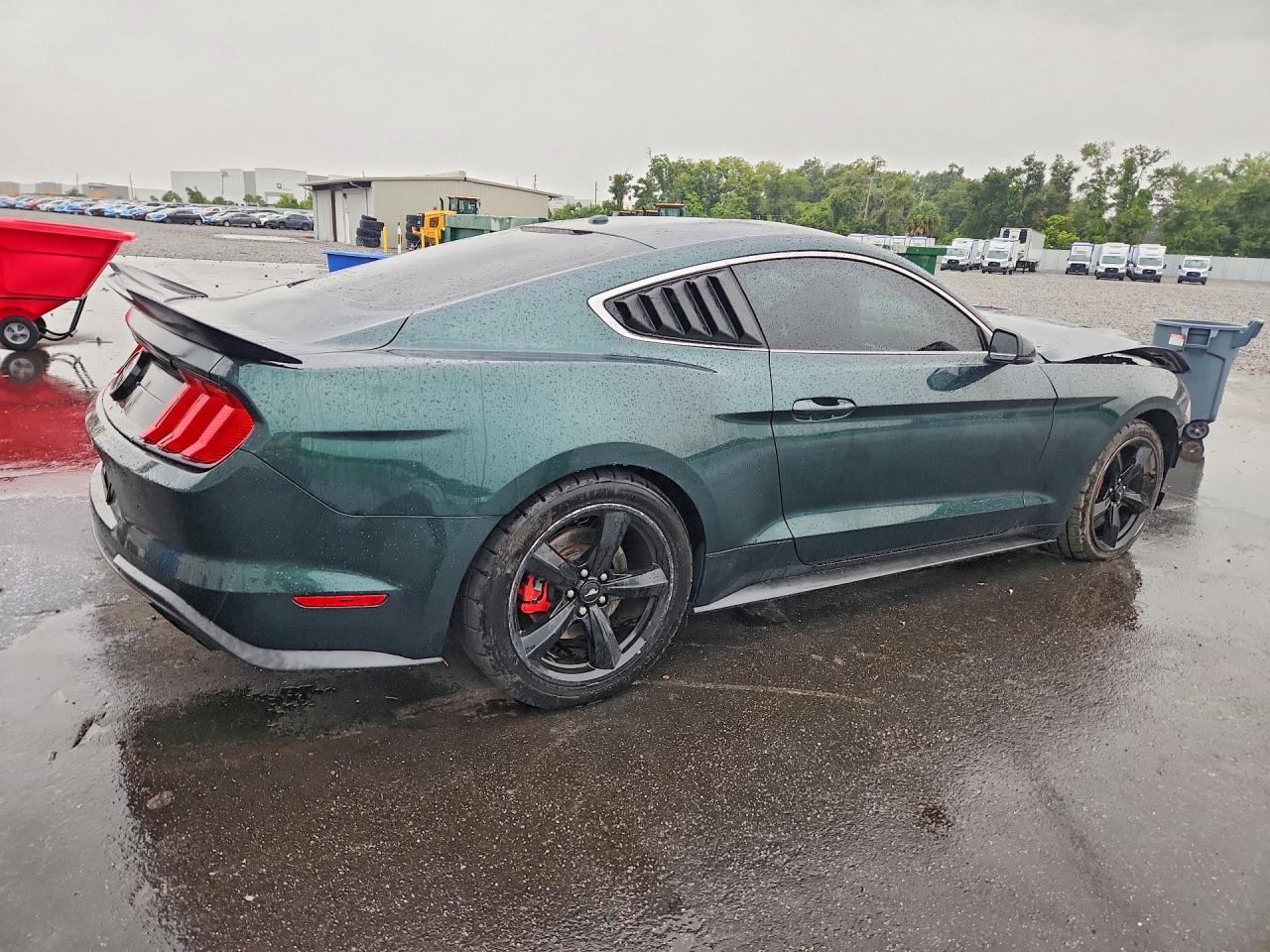2019 Ford Mustang Bullitt - zdjęcie 3