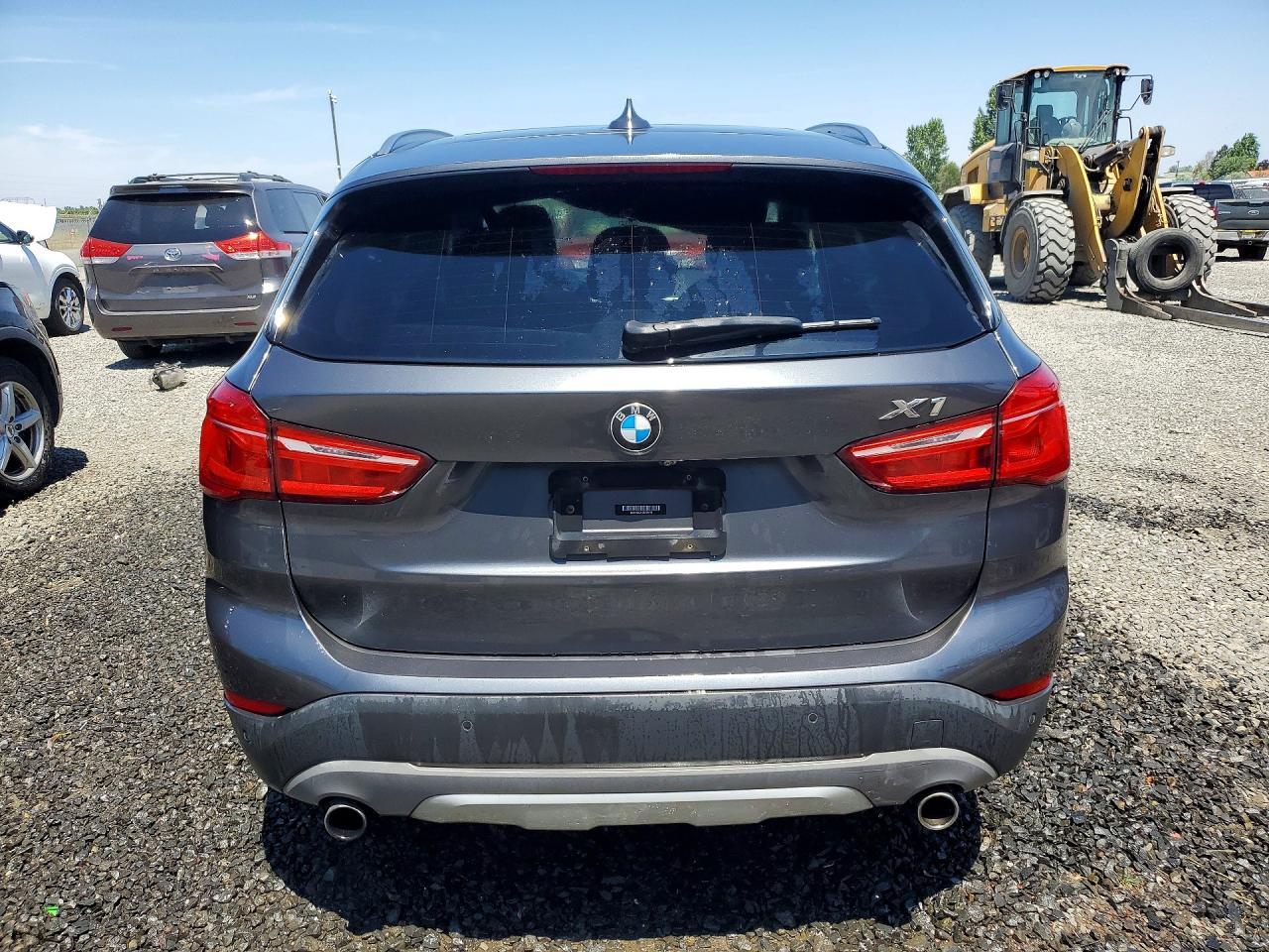 2016 BMW X1 xDrive28I - zdjęcie 6