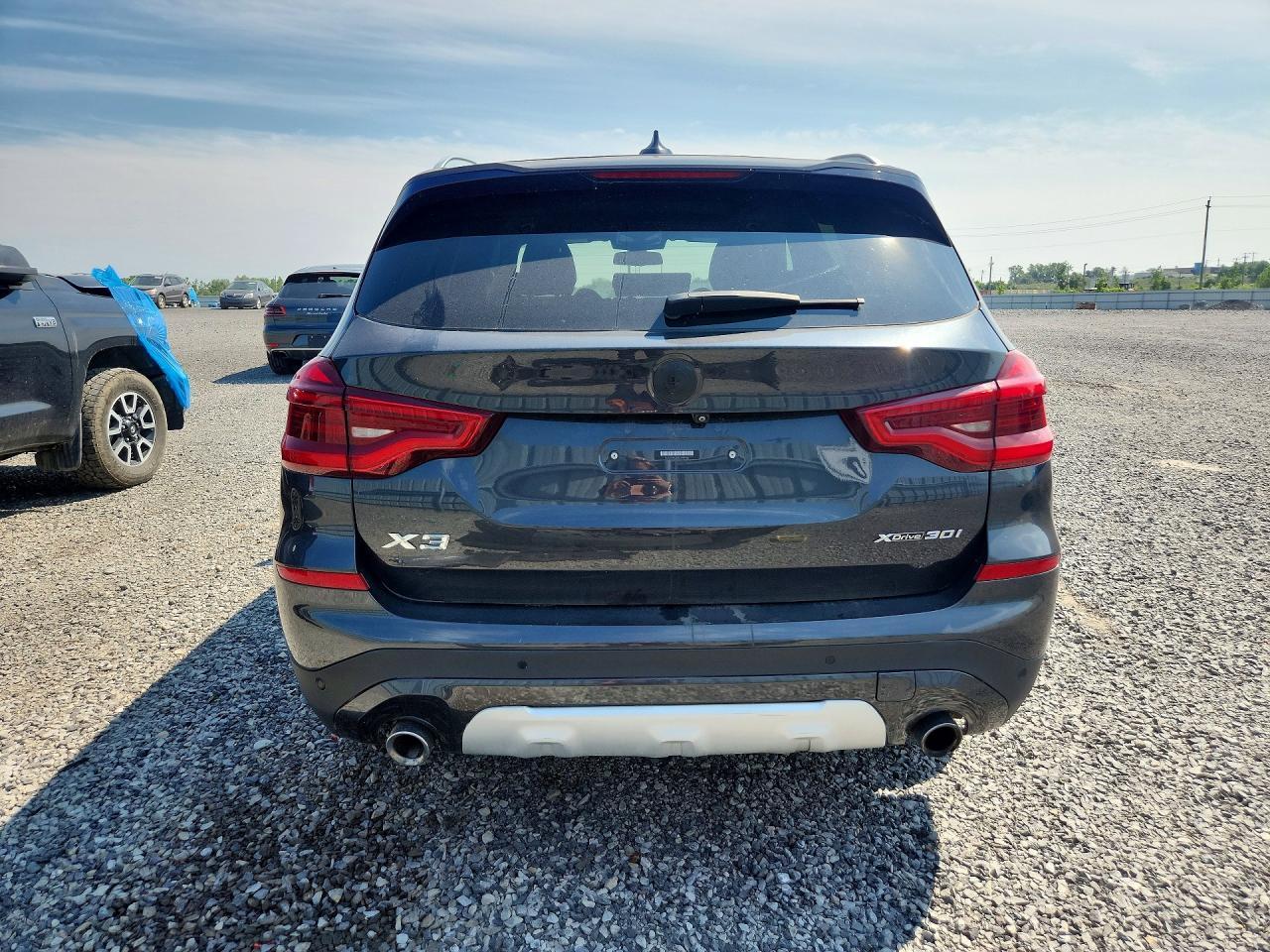 2019 BMW X3 3.0I - zdjęcie 6