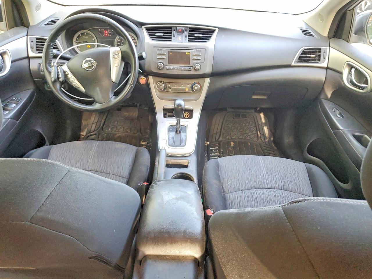 2014 Nissan Sentra S - zdjęcie 8