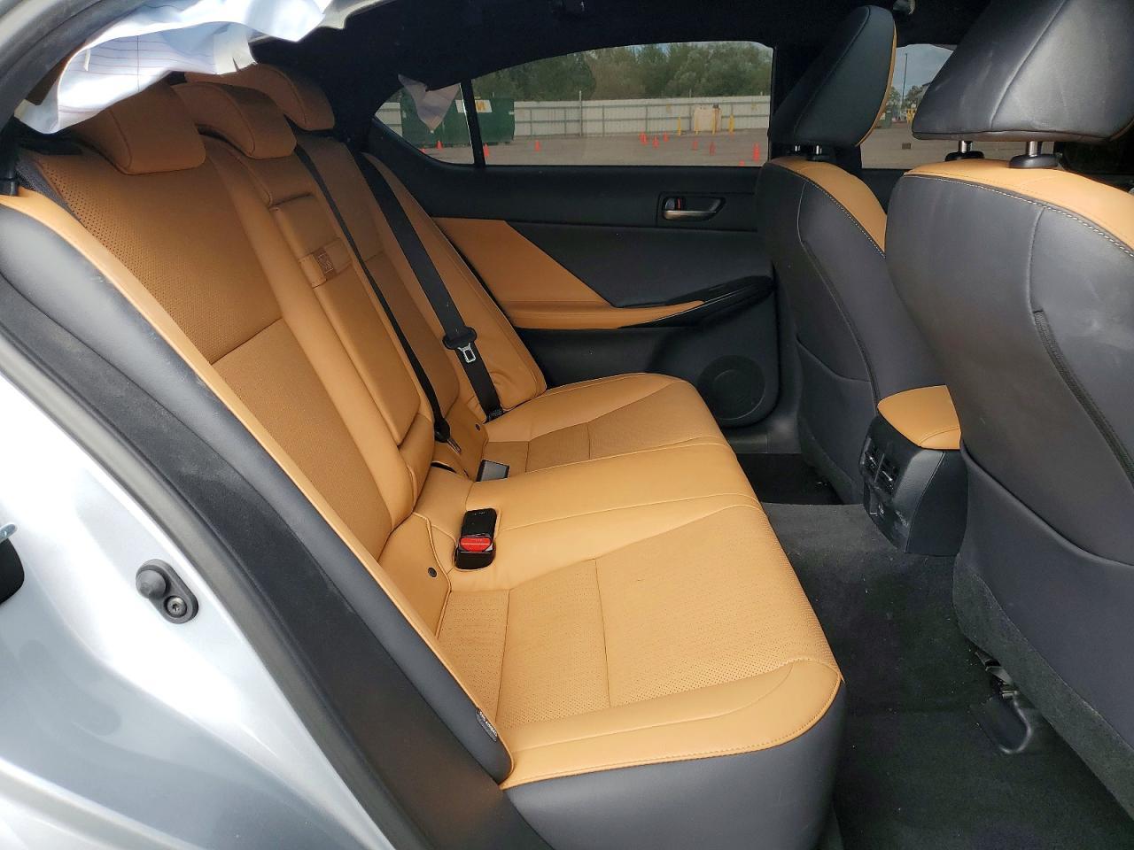 2026 Lexus Is 350 F Sport Design - zdjęcie 10
