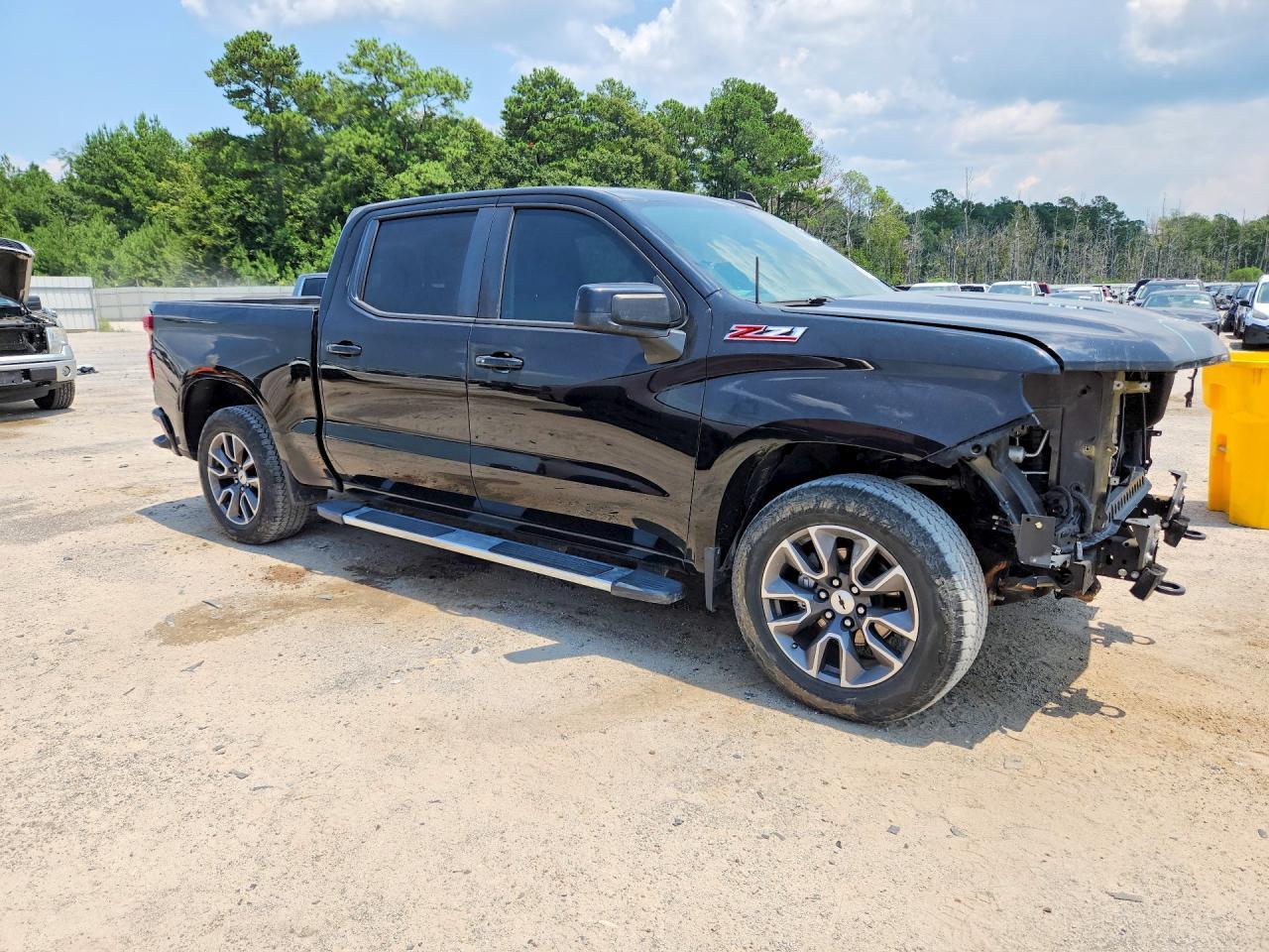 2021 Chevrolet Silverado K1500 Rst - zdjęcie 4