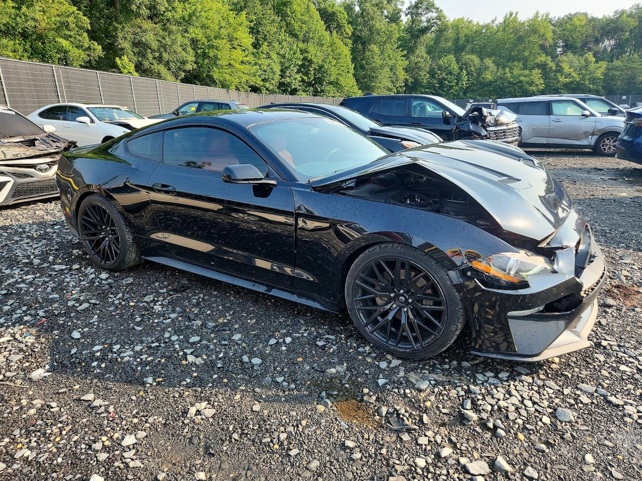 2019 Ford Mustang - zdjęcie 4