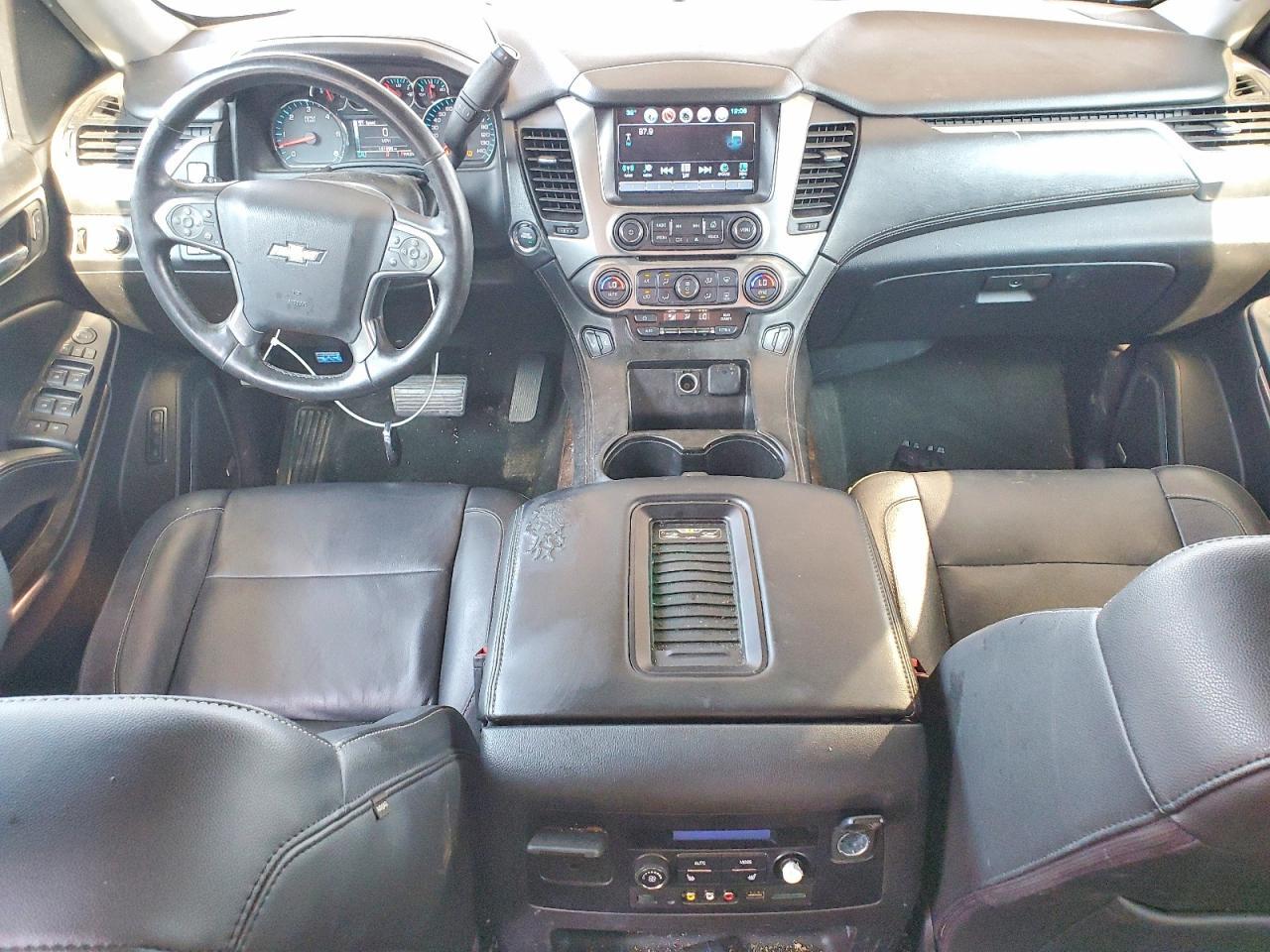 2016 Chevrolet Tahoe C1500 Lt - zdjęcie 8