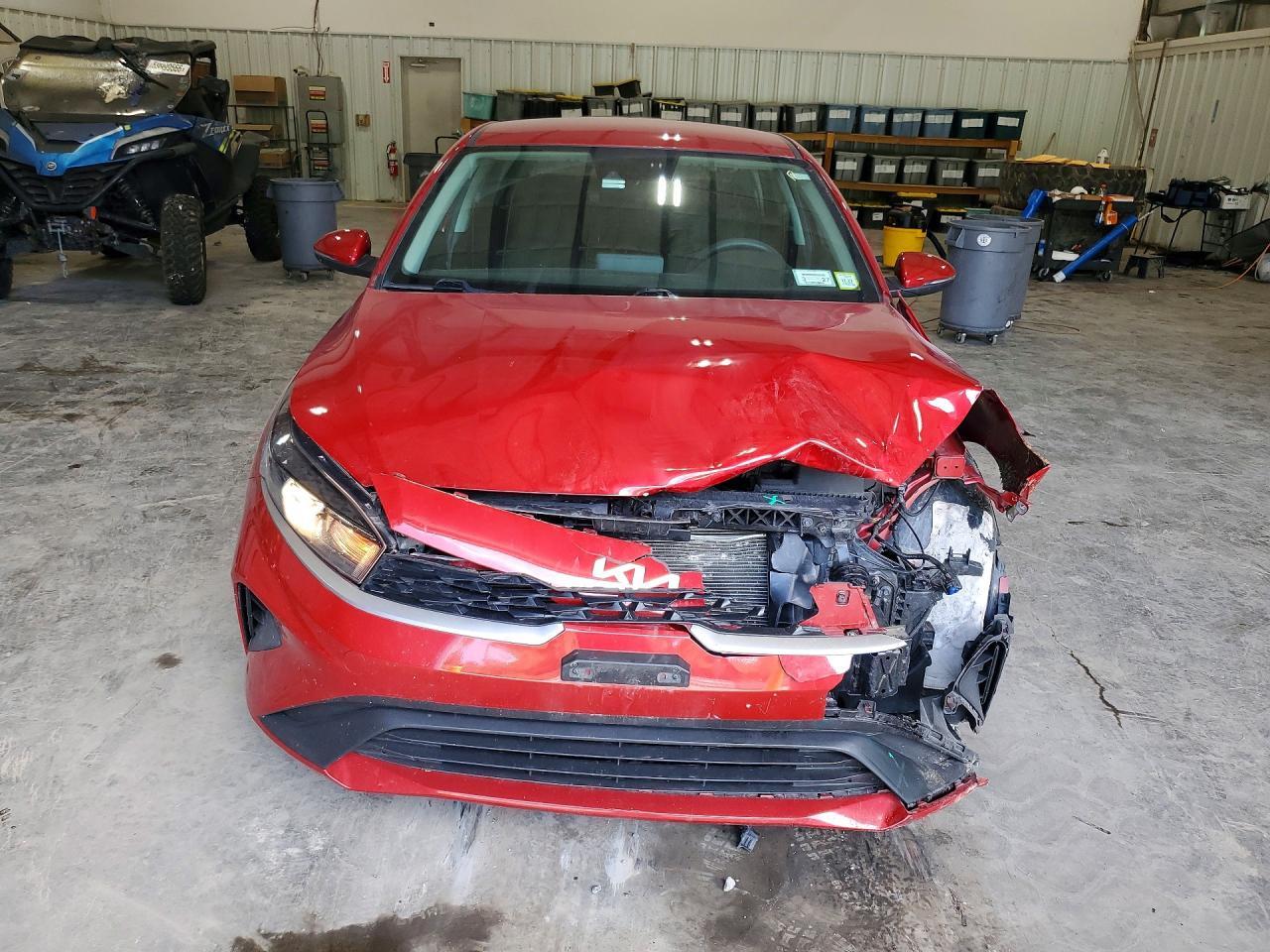2023 Kia Forte Lxs - zdjęcie 5
