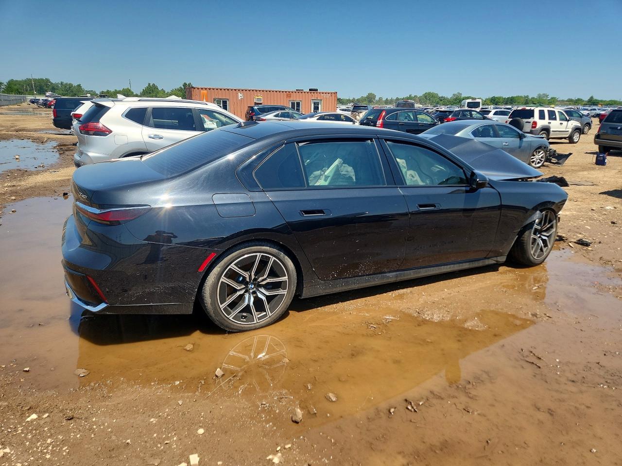 2024 BMW 740 Xi - zdjęcie 3