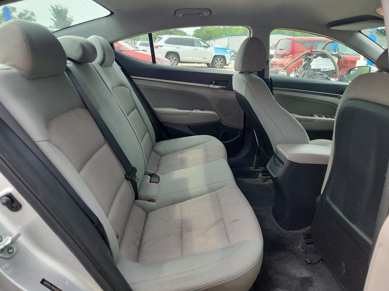 2017 Hyundai Elantra Se - zdjęcie 10