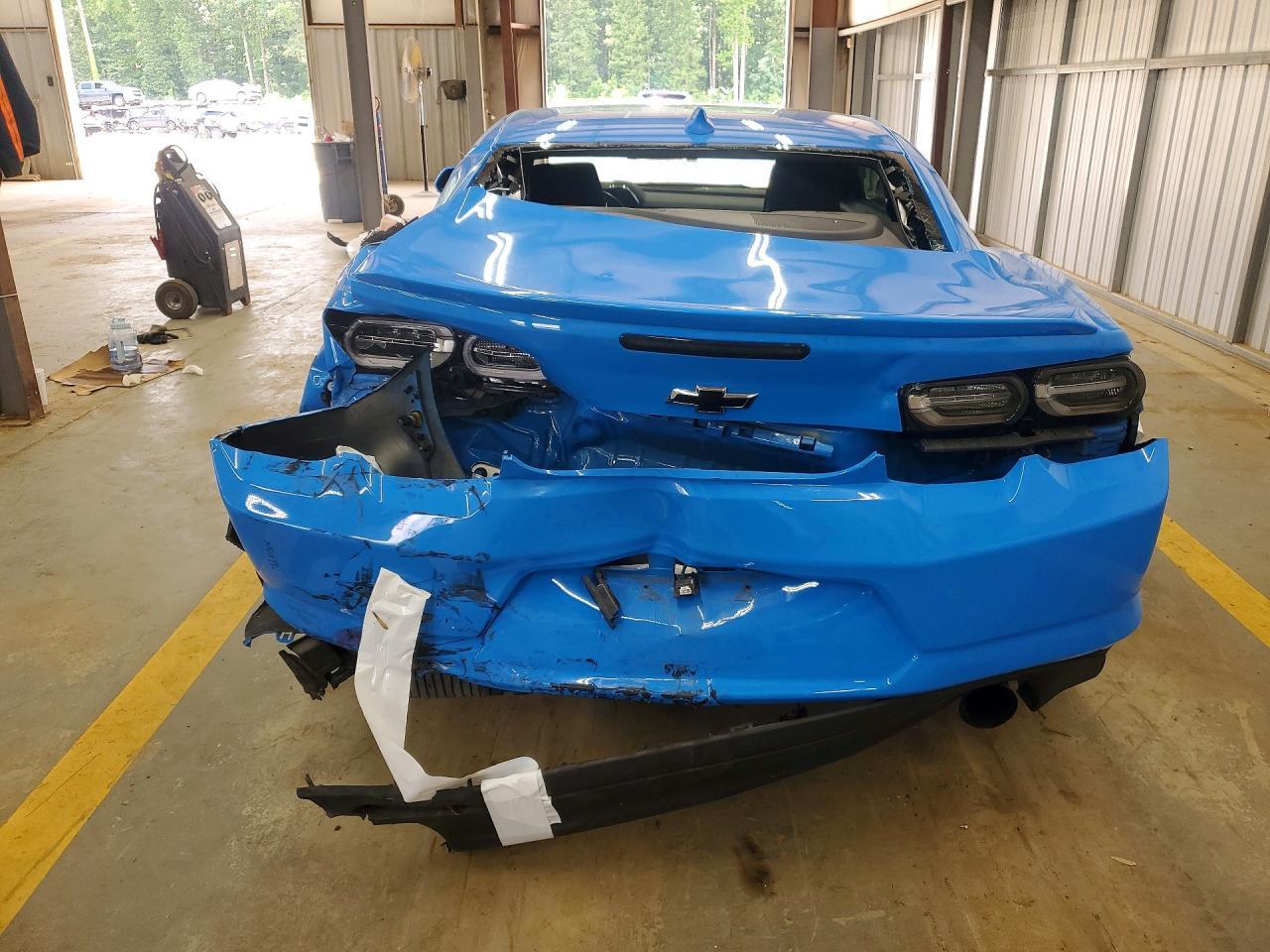 2022 Chevrolet Camaro Lt1 - zdjęcie 6
