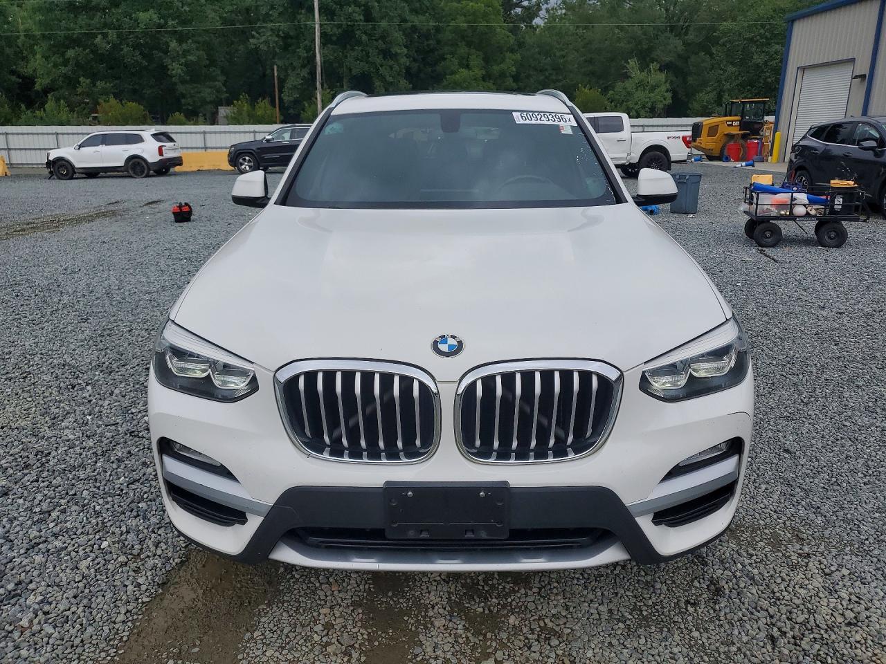 2018 BMW X3 xDrive30I - zdjęcie 5
