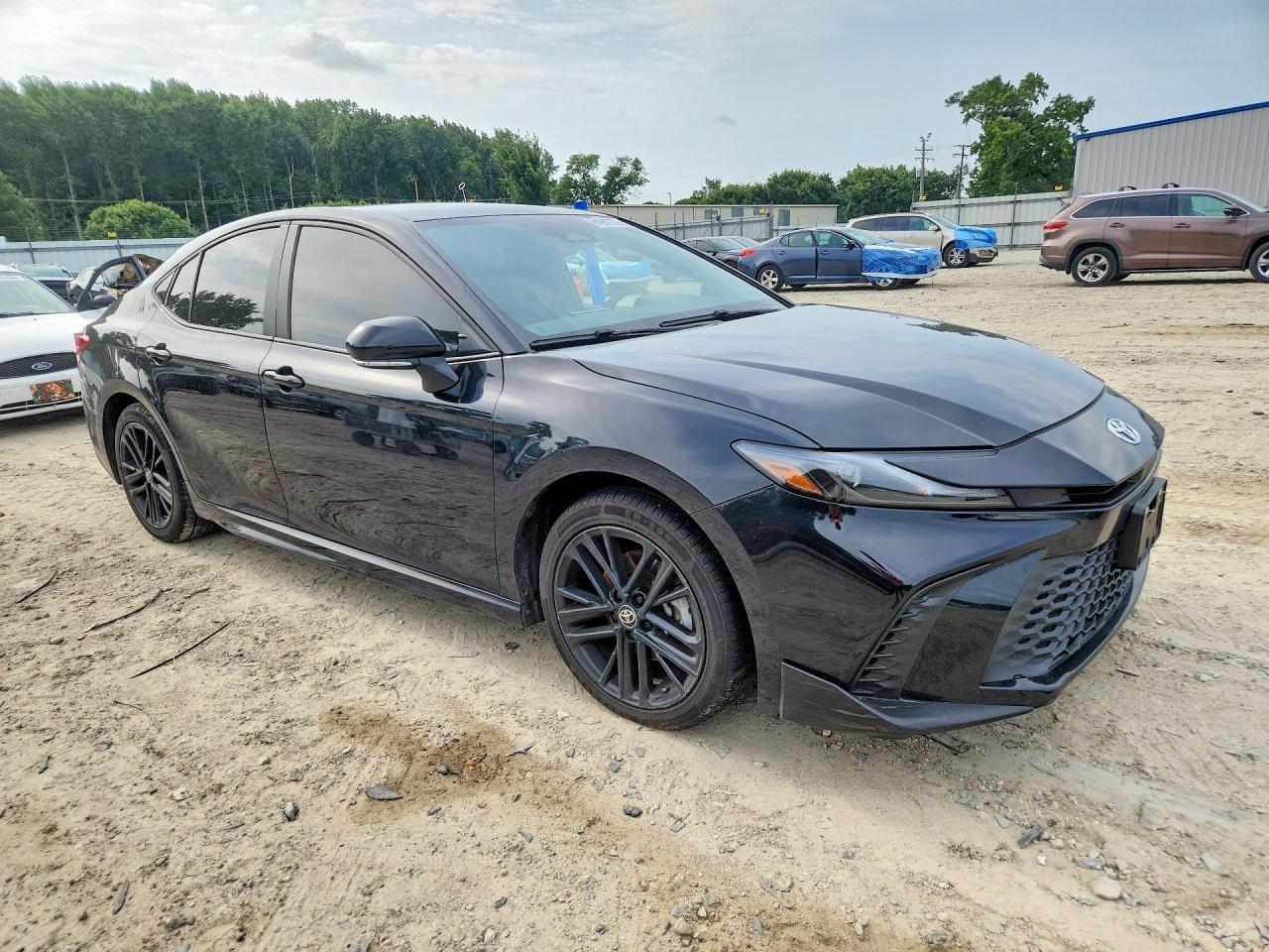 2025 Toyota Camry Se - zdjęcie 4