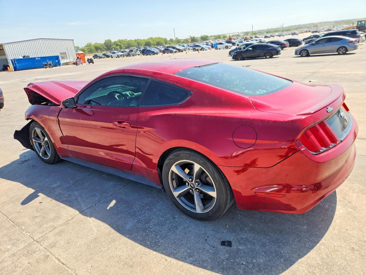 2015 Ford Mustang - zdjęcie 2