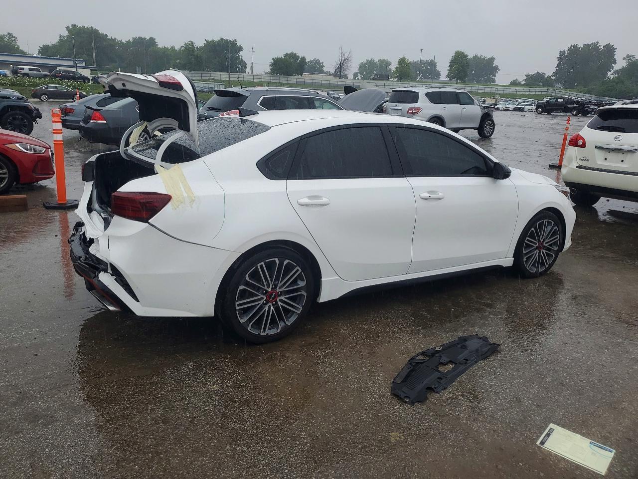 2024 Kia Forte Gt - zdjęcie 3