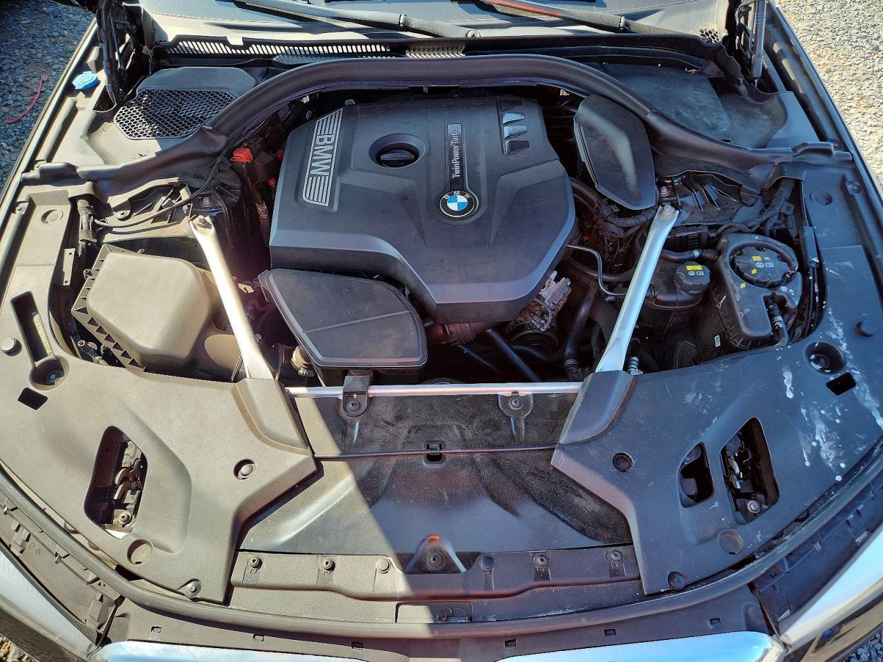 2019 BMW Seria 5 530i - zdjęcie 11