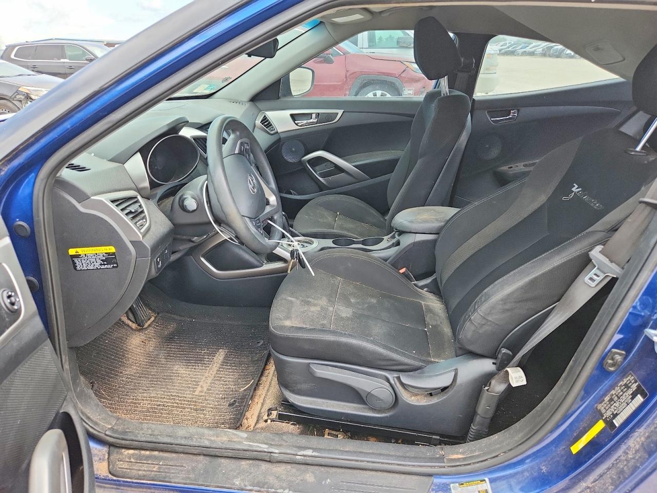 2016 Hyundai Veloster Base - zdjęcie 7