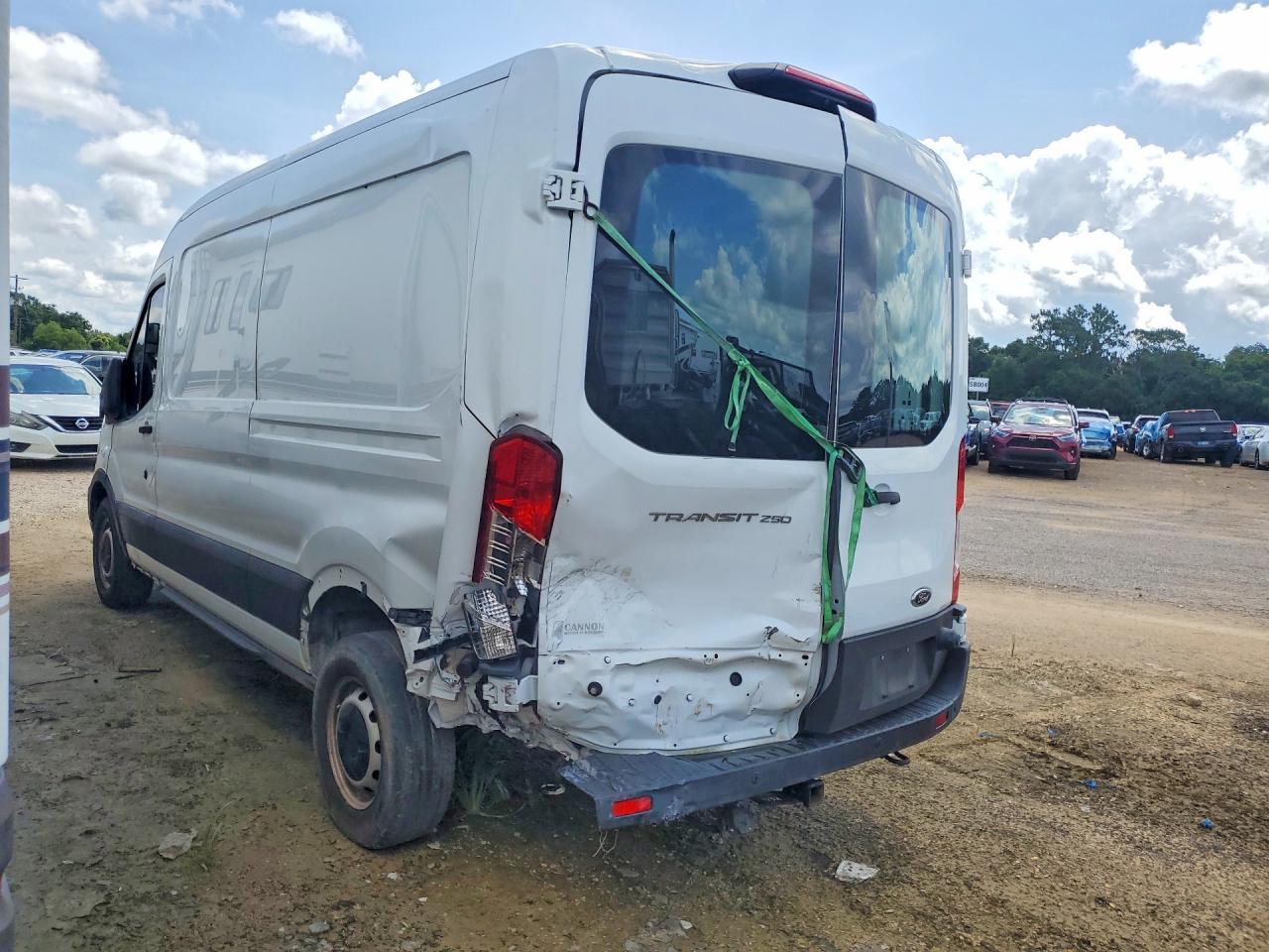 2020 Ford Transit T-250 - zdjęcie 2