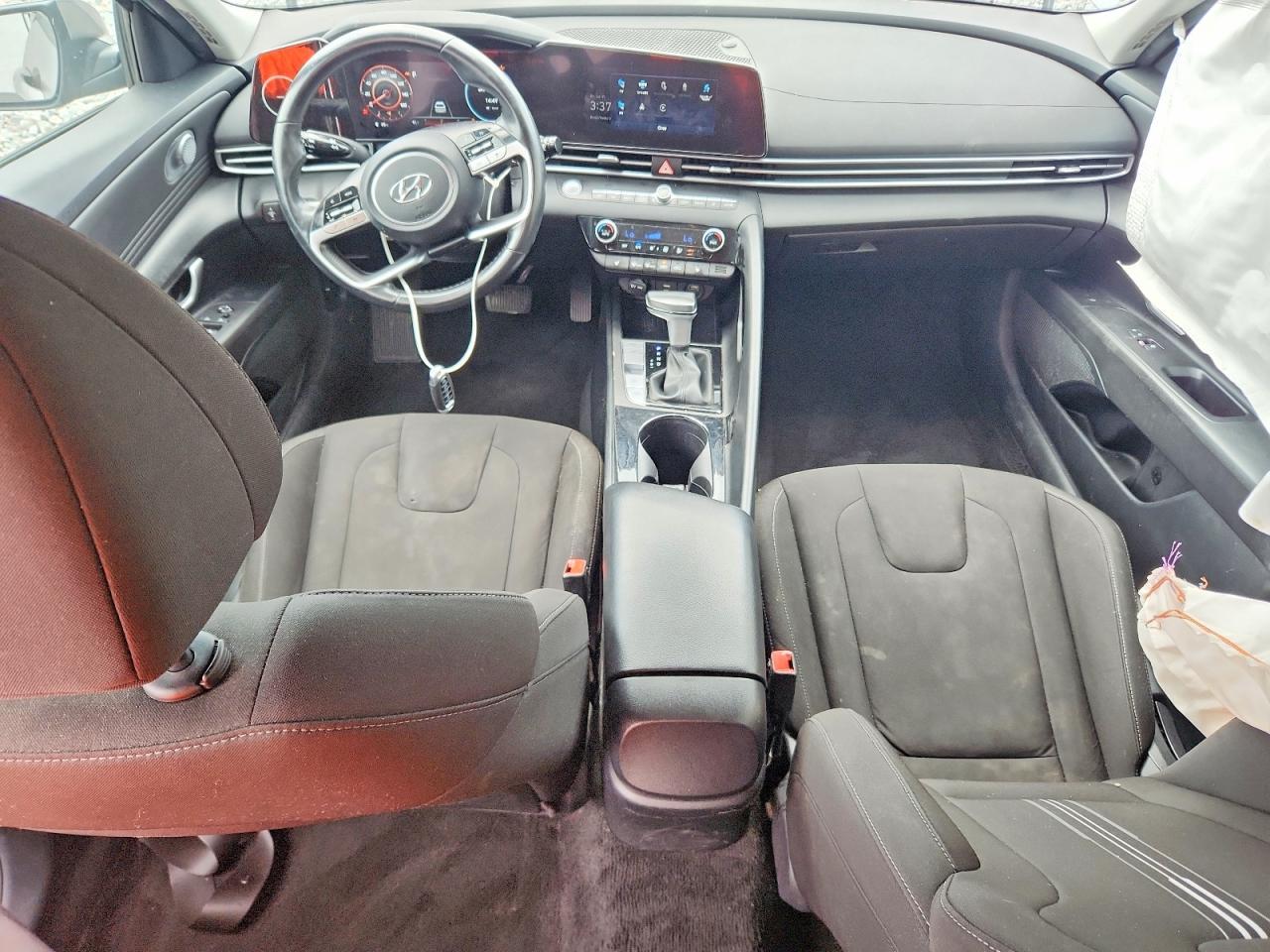 2023 Hyundai Elantra Sel - zdjęcie 8