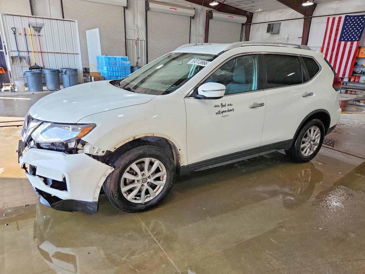 2018 Nissan Rogue Sv - zdjęcie główne