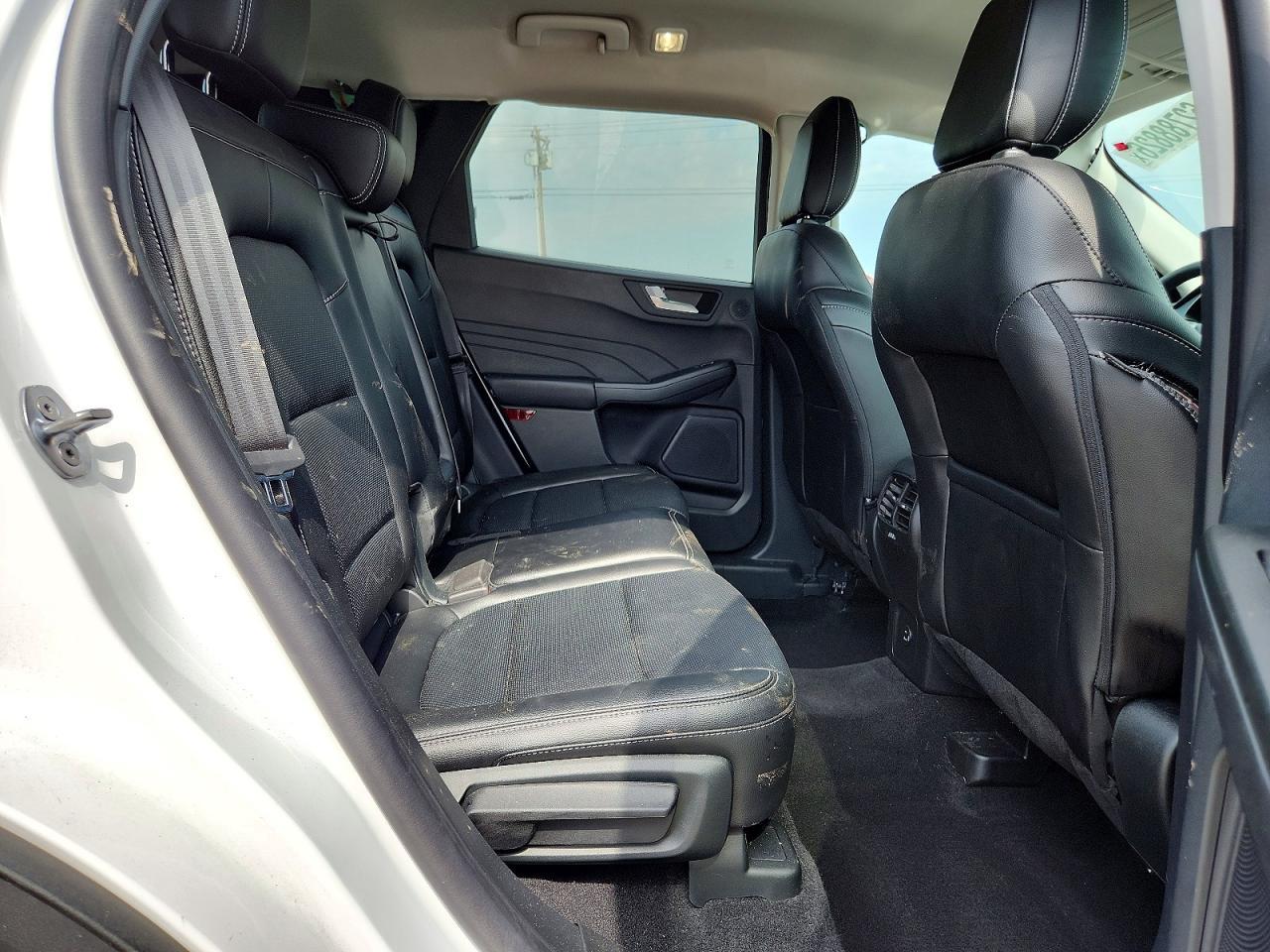 2022 Ford Escape Sel - zdjęcie 11