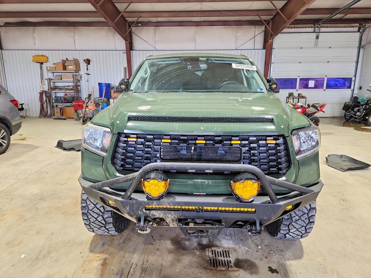 2021 Toyota Tundra Sr5 - zdjęcie 5