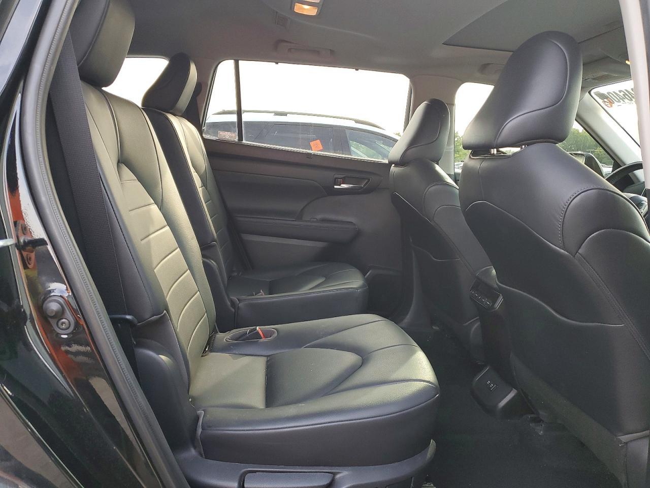 2020 Toyota Highlander Xle - zdjęcie 11