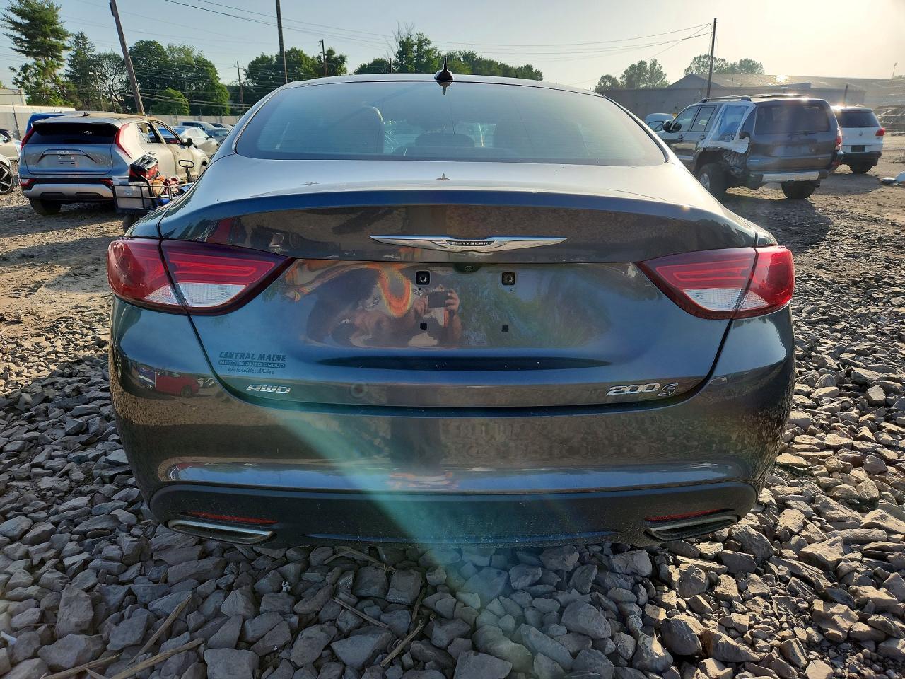 2015 Chrysler 200 S - zdjęcie 6