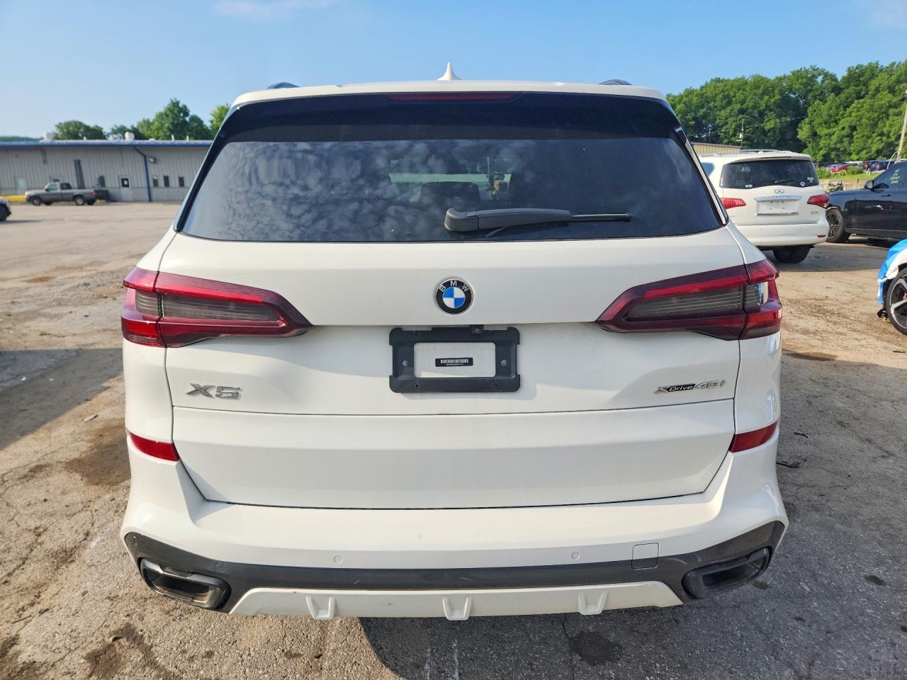2021 BMW X5 xDrive40I - zdjęcie 6