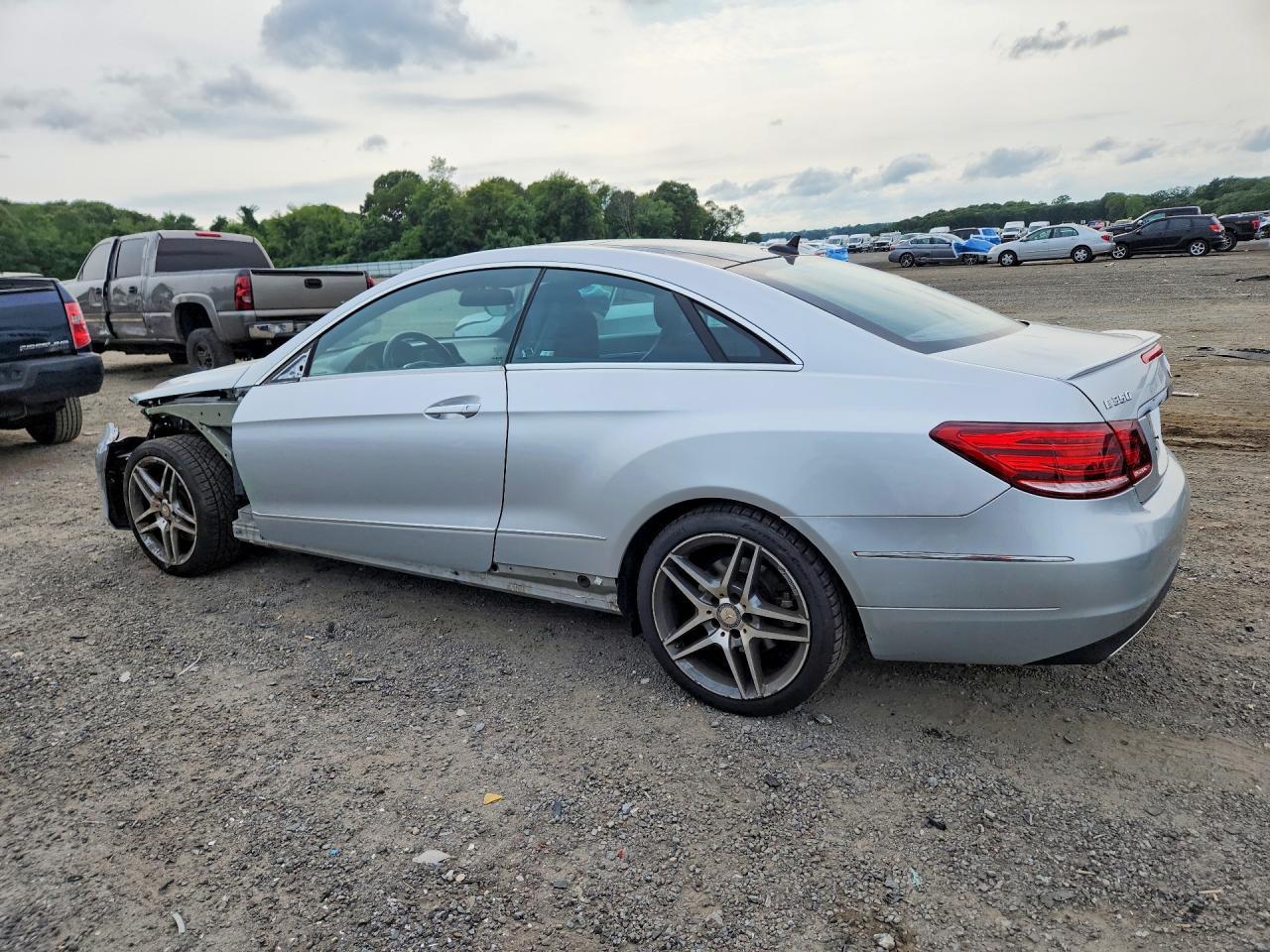 2014 Mercedes-Benz E 350 4Matic - zdjęcie 2