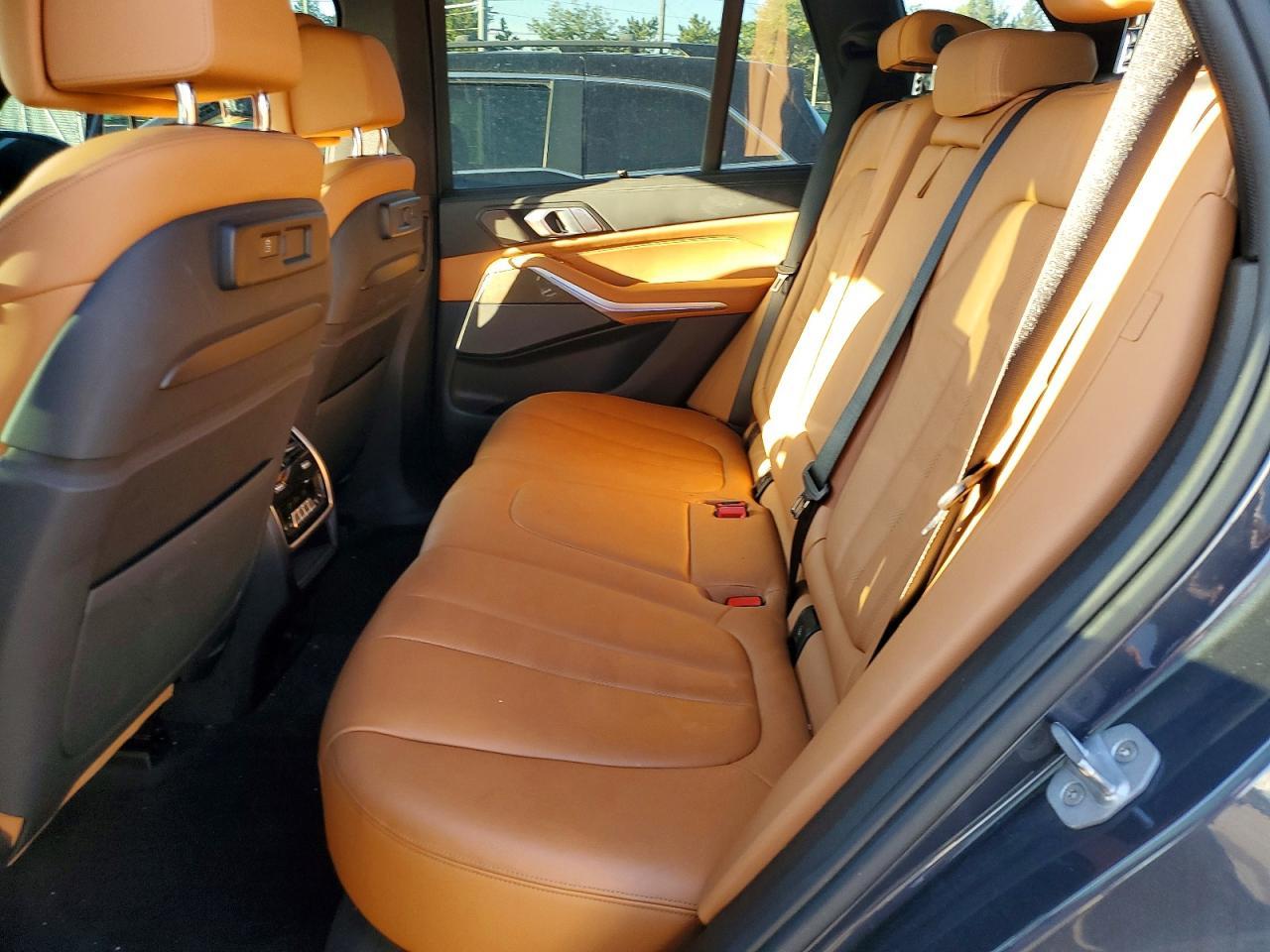 2019 BMW X5 xDrive50I - zdjęcie 11