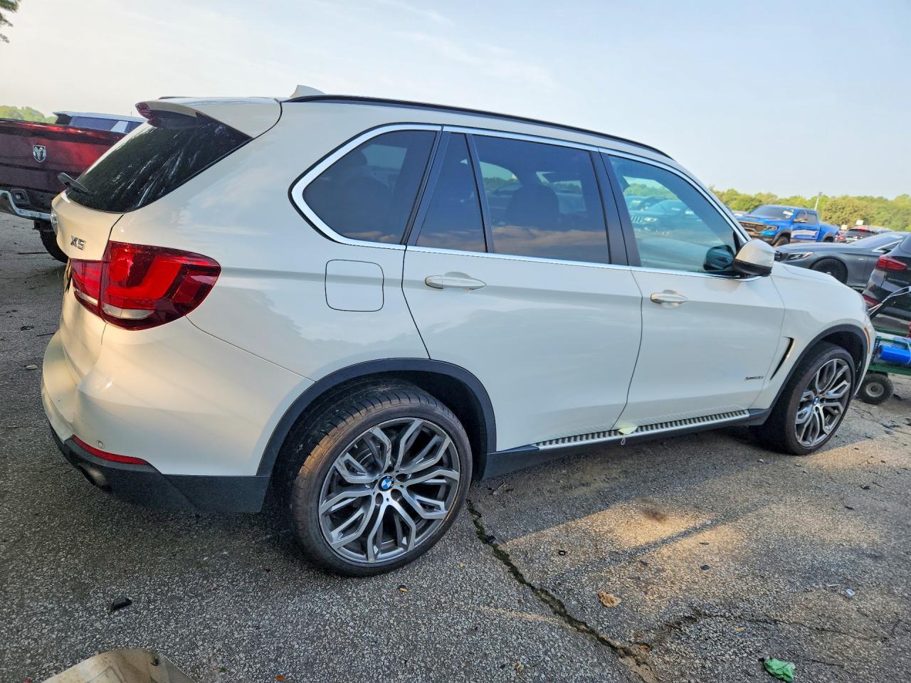 2016 BMW X5 xDrive35I - zdjęcie 3