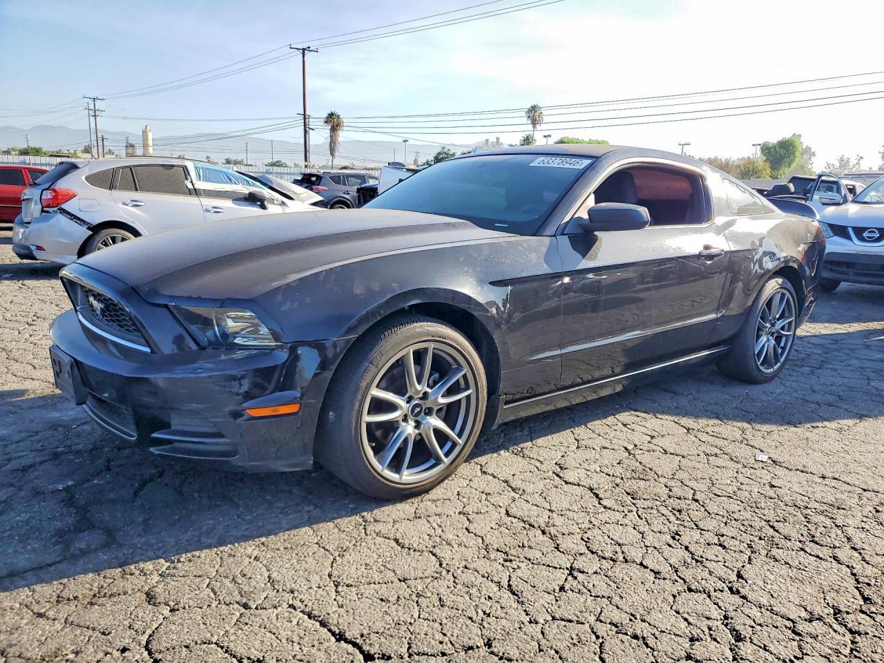 2014 Ford Mustang - zdjęcie główne
