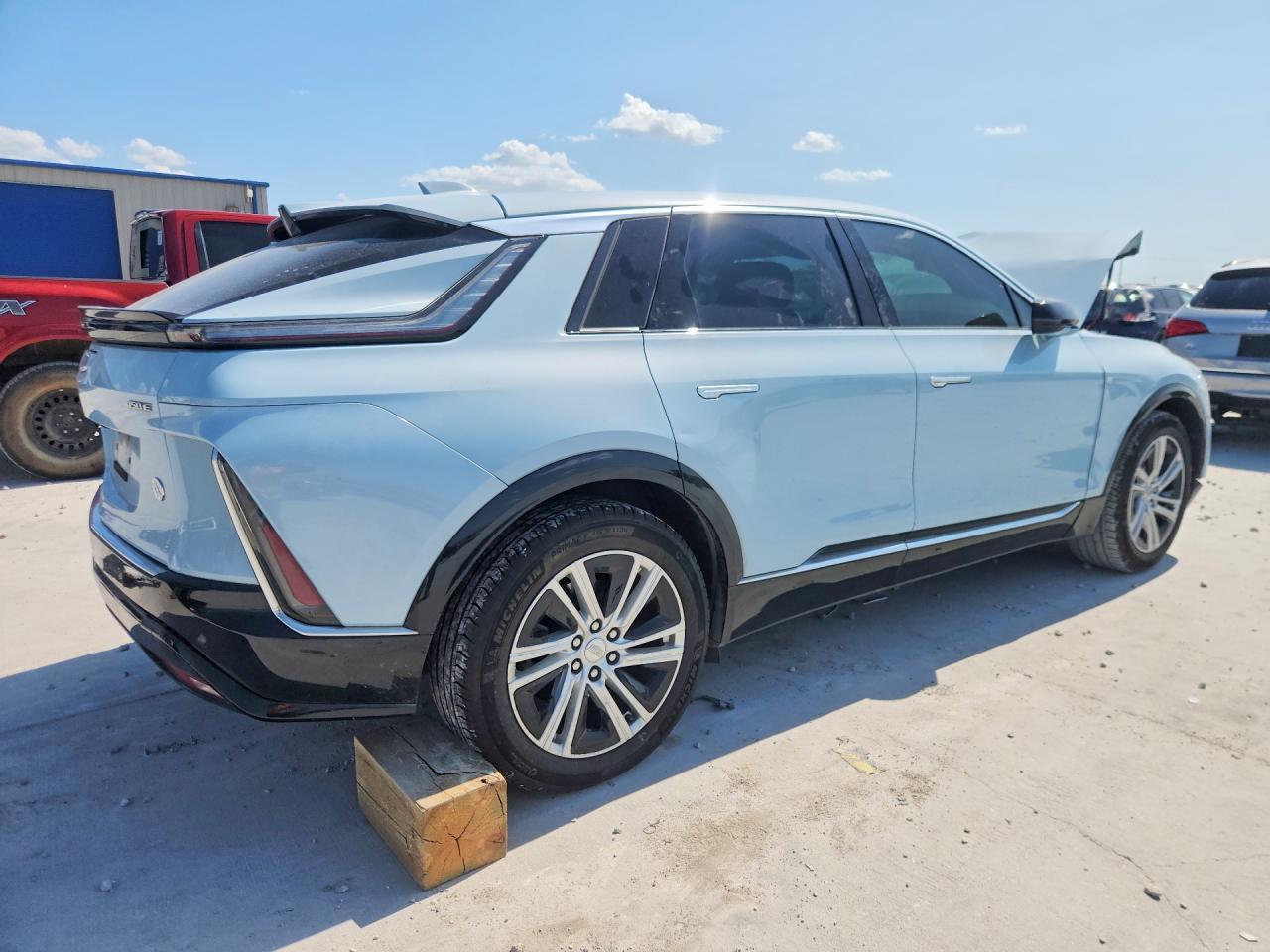 2024 Cadillac Lyriq Tech - zdjęcie 3