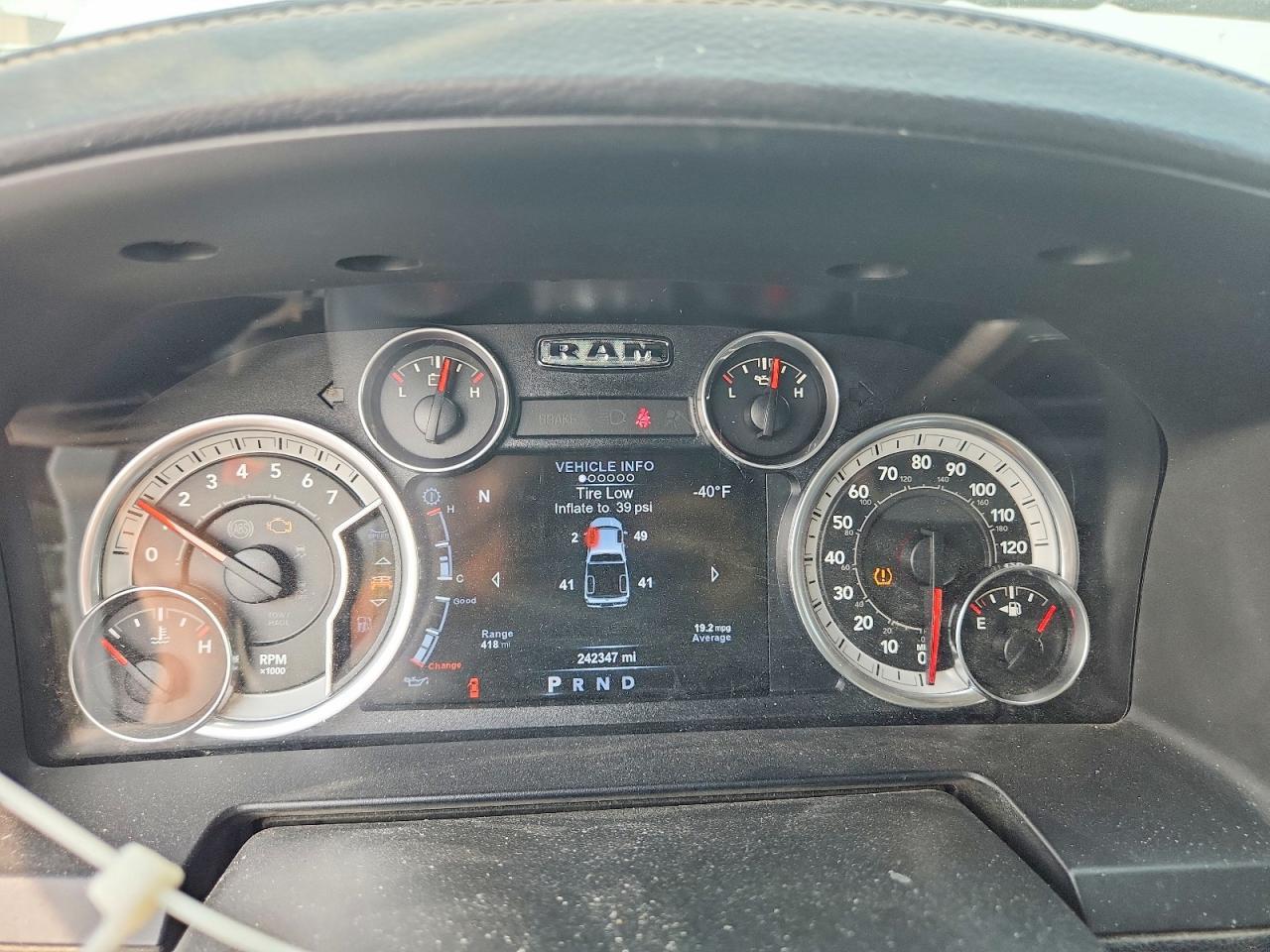 2015 Ram 1500 Laramie - zdjęcie 9