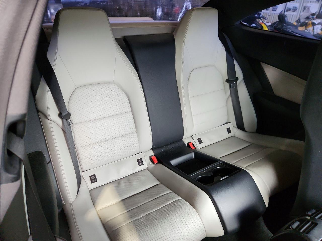 2013 Mercedes-Benz C 250 - zdjęcie 10