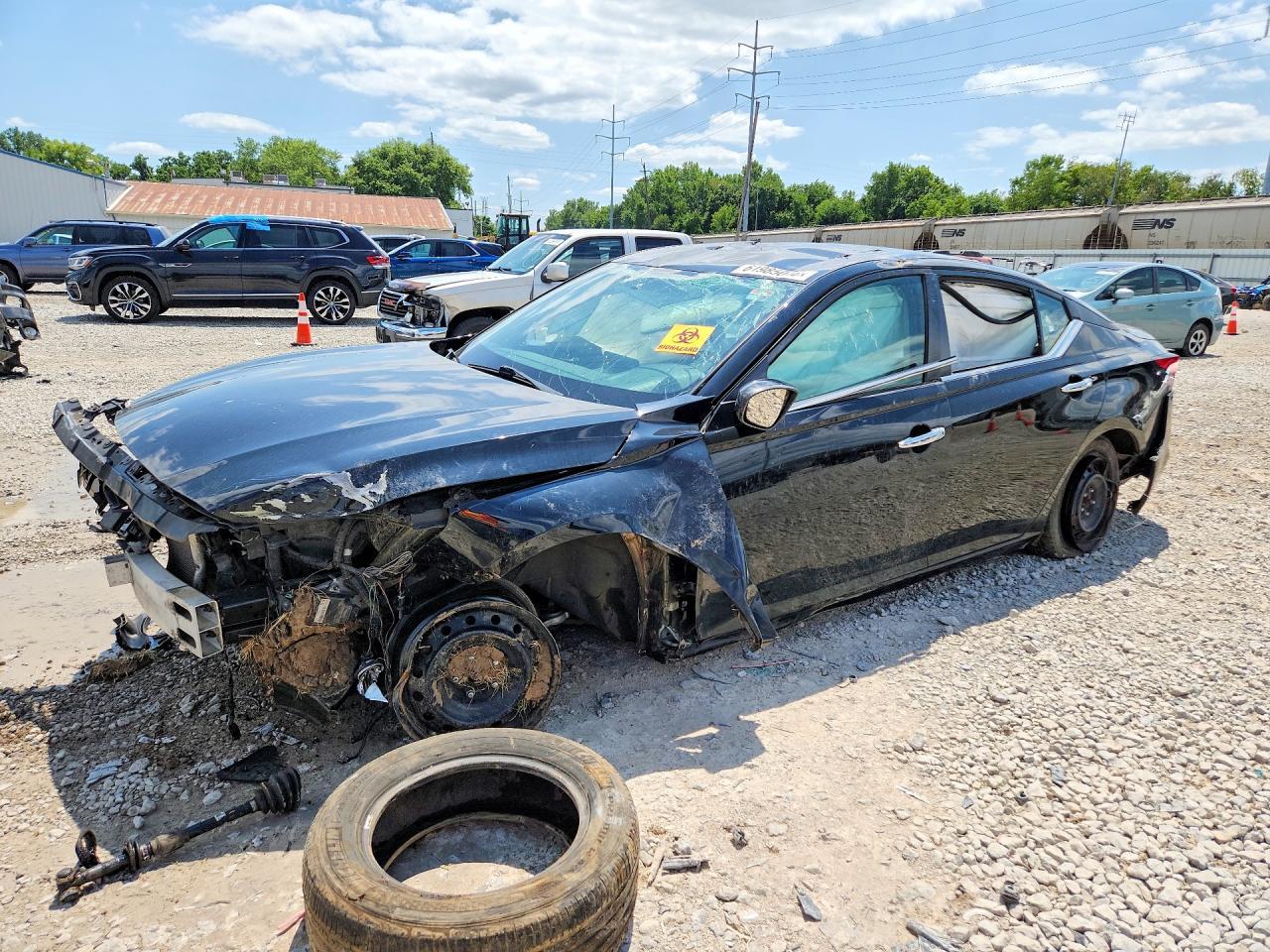 2019 Nissan Altima S - zdjęcie główne