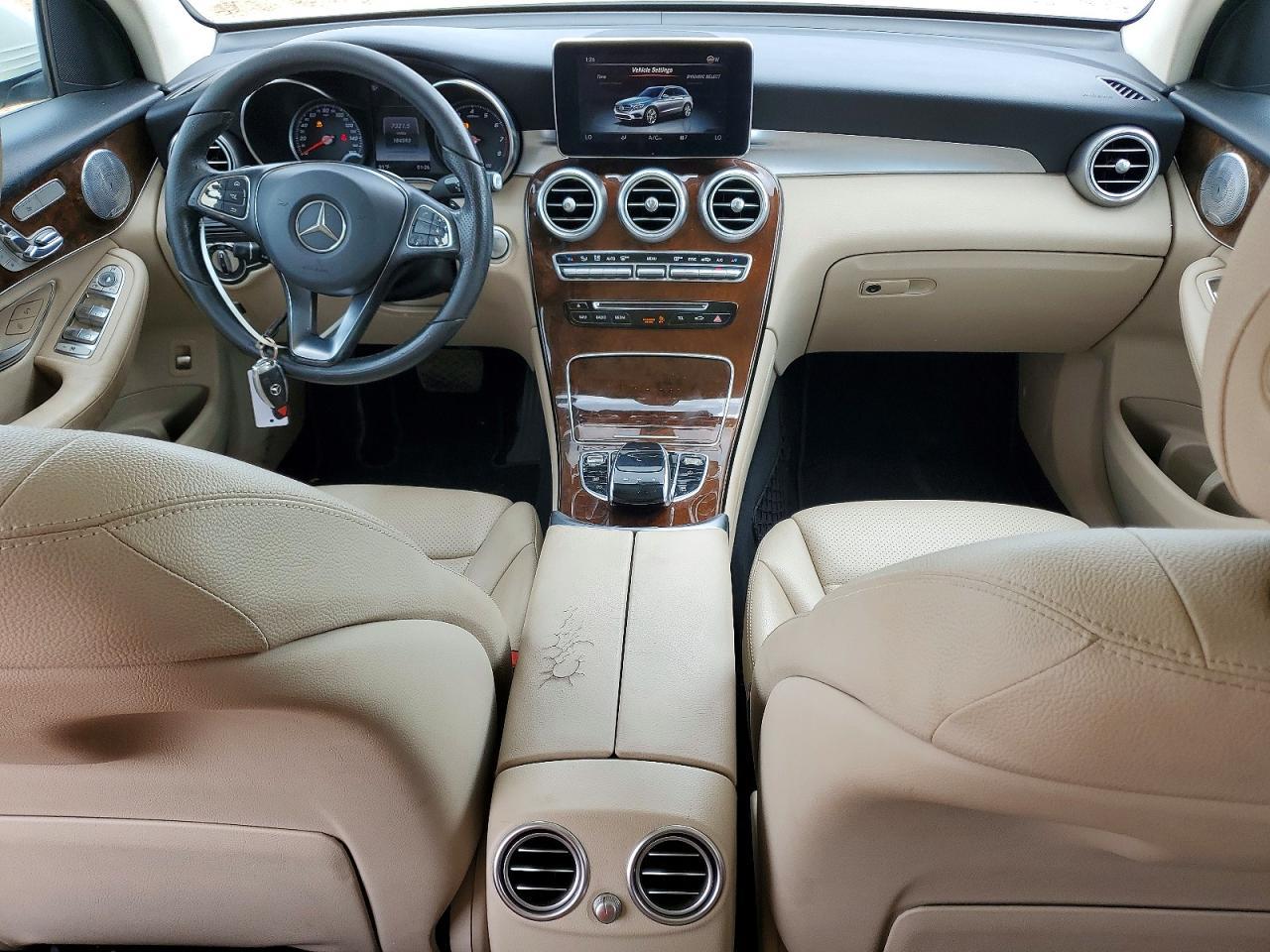 2017 Mercedes-Benz Glc 300 - zdjęcie 8