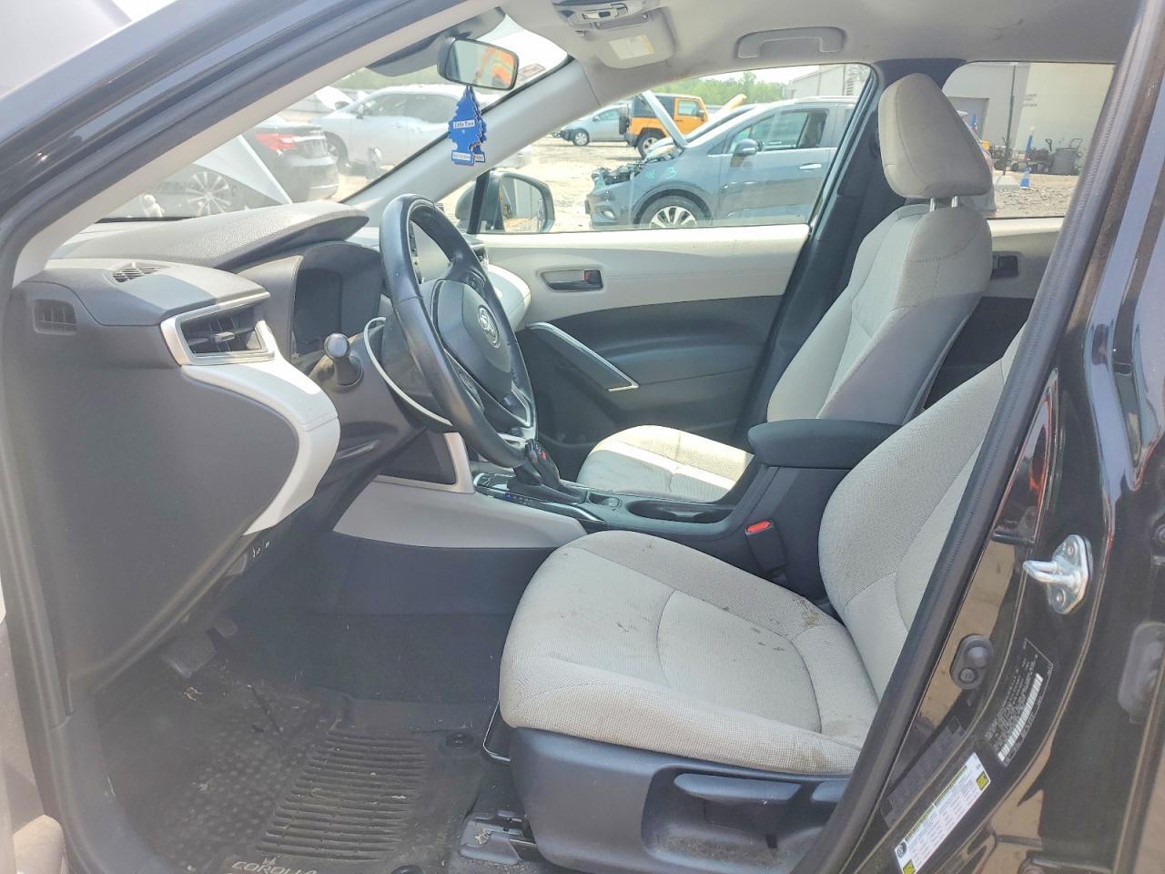 2022 Toyota Corolla L/Le - zdjęcie 7